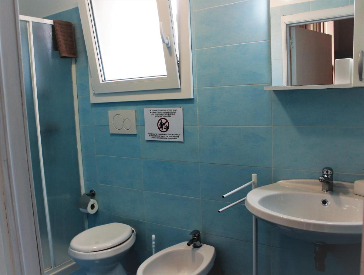 Double Room with Park View - Photo 10
