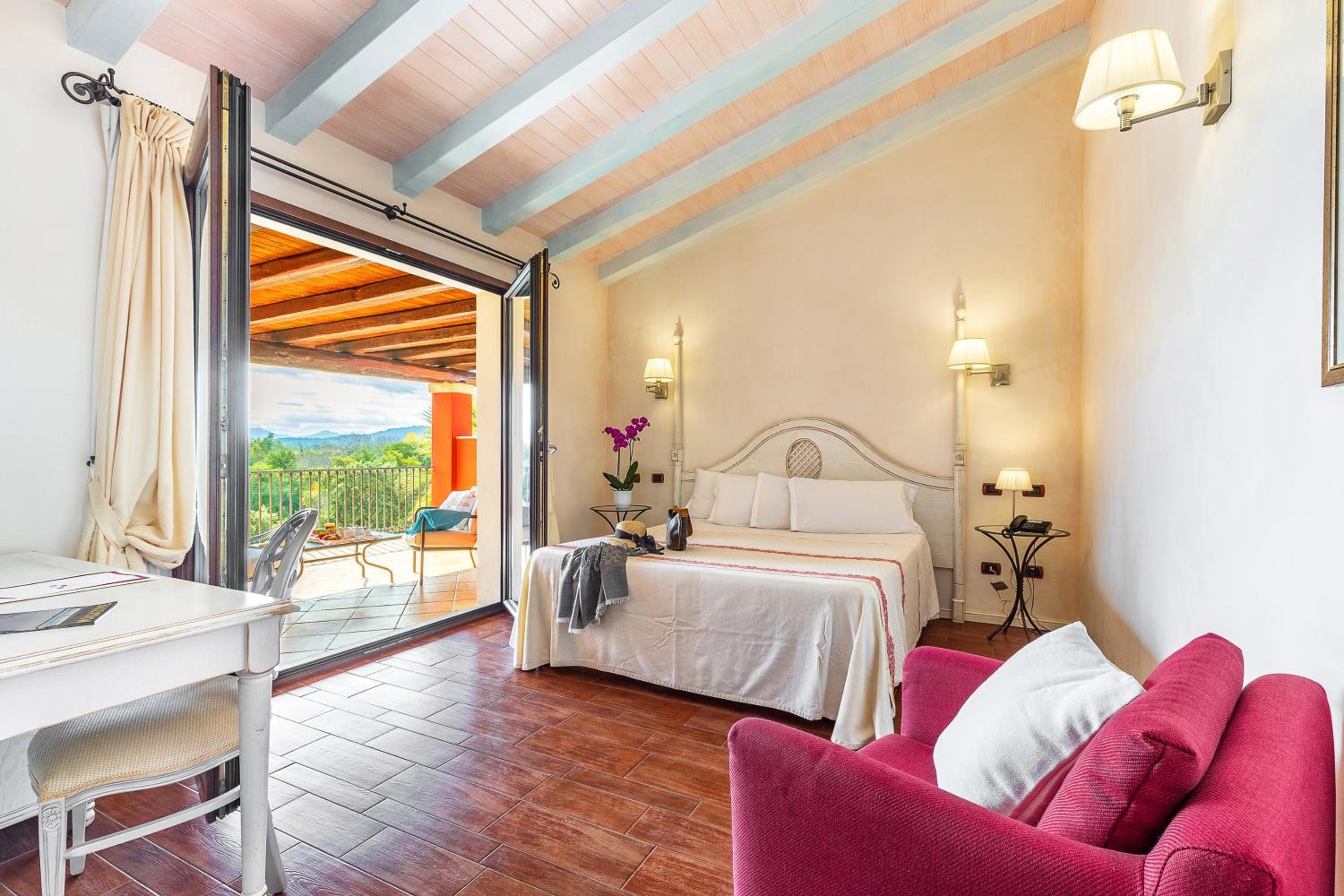 Superior Double Room - Photo 1
