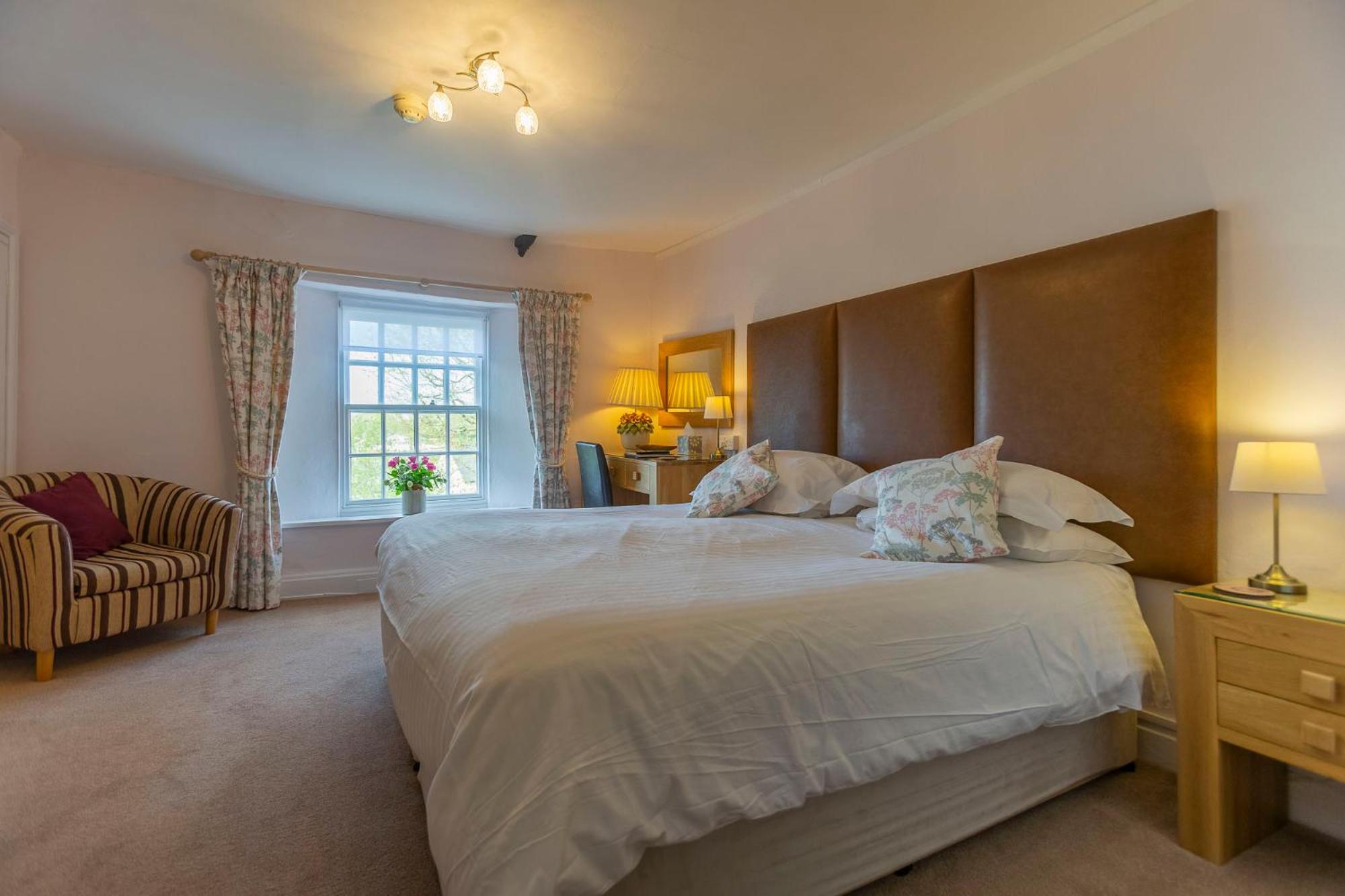 Large Double or Twin Room