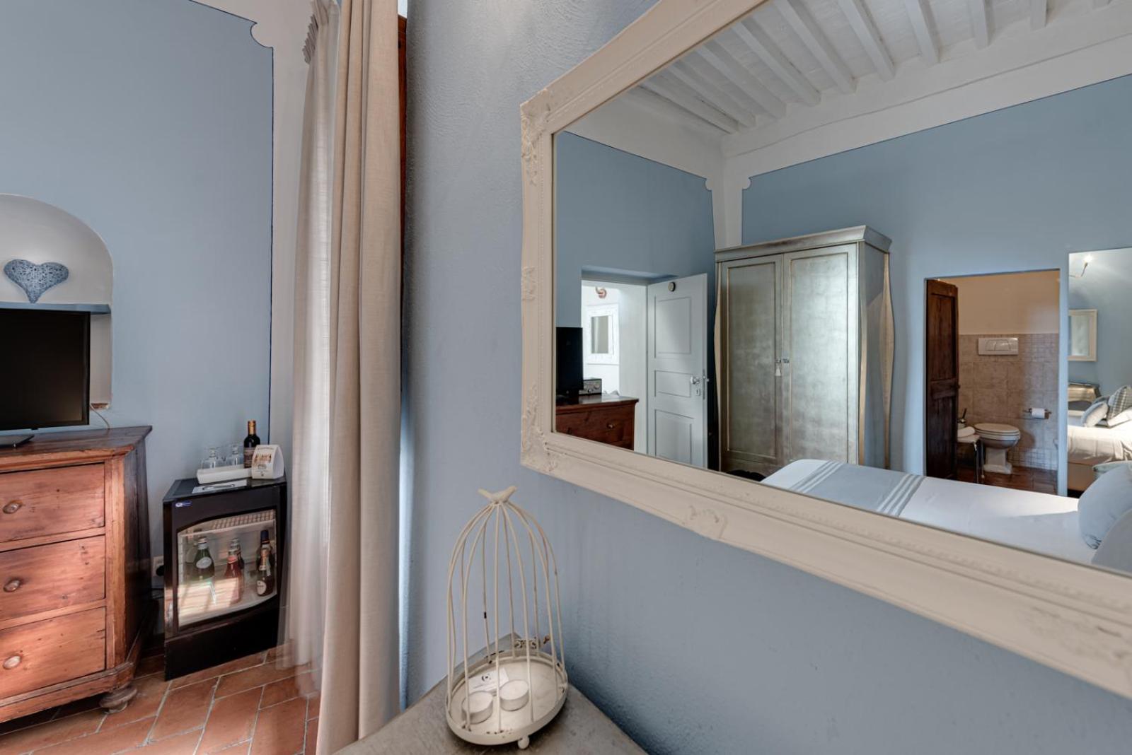Classic Double Room - Photo 9