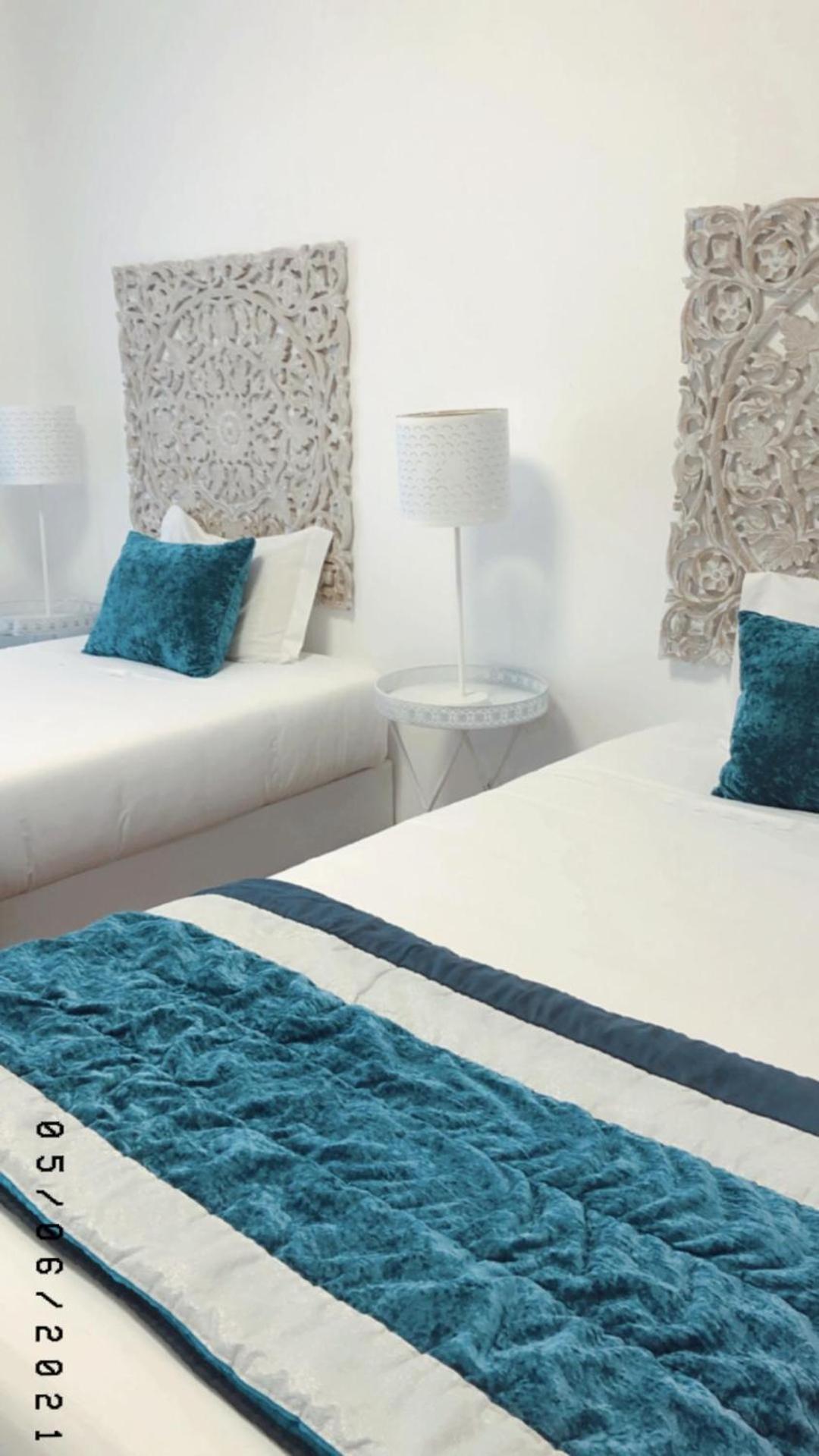 Twin Room - Photo 7