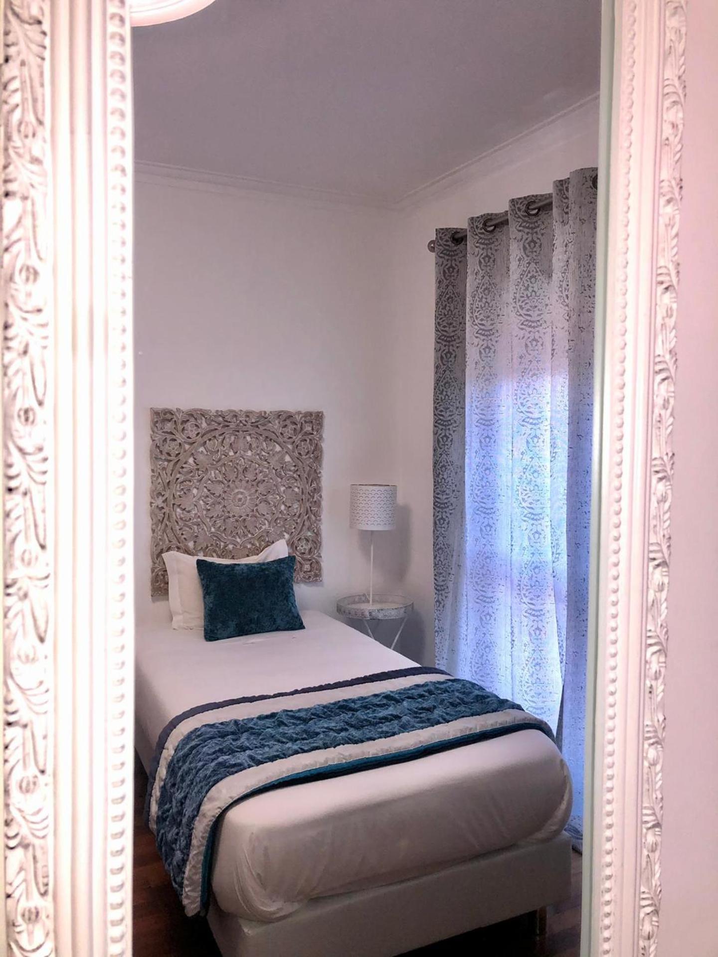 Twin Room - Photo 1