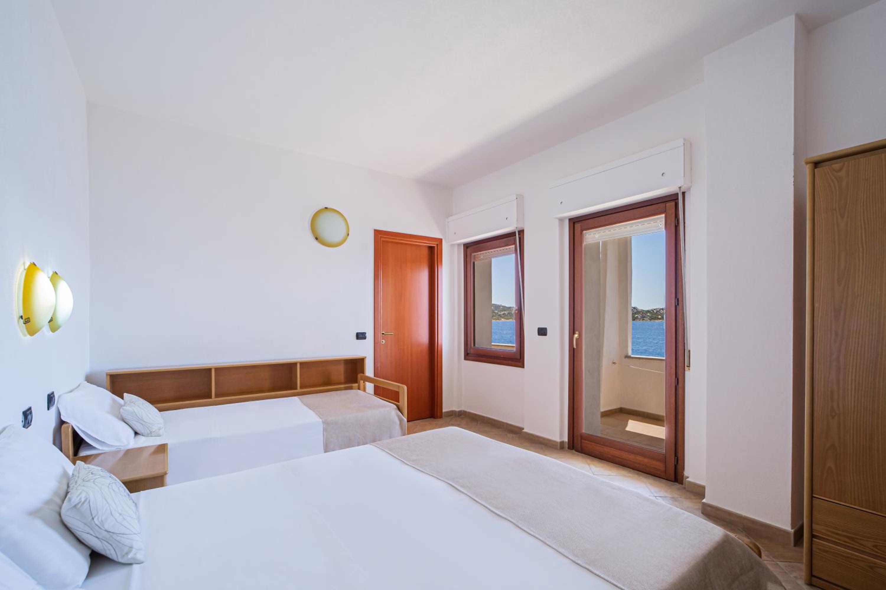 Triple Room with Sea View