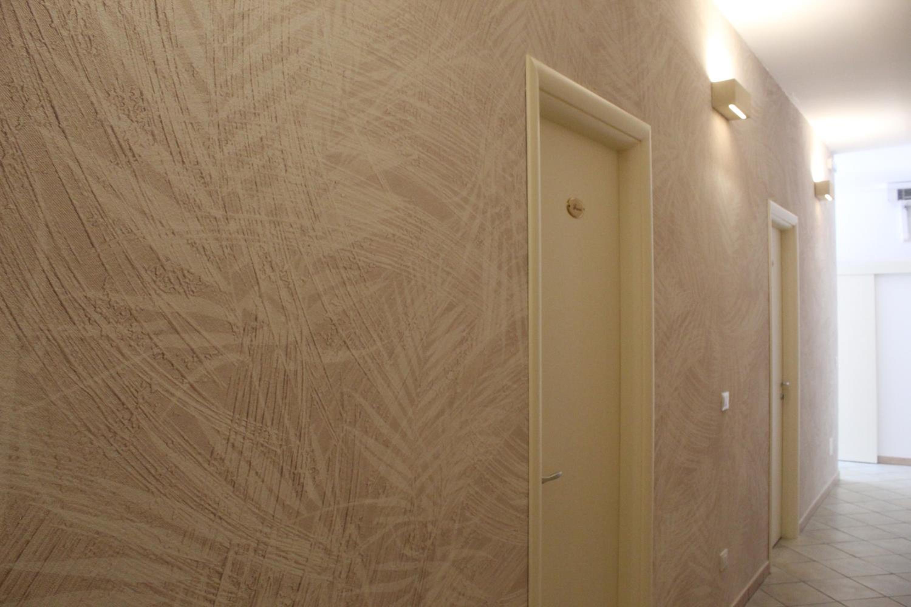 Double or Twin Room - Photo 3