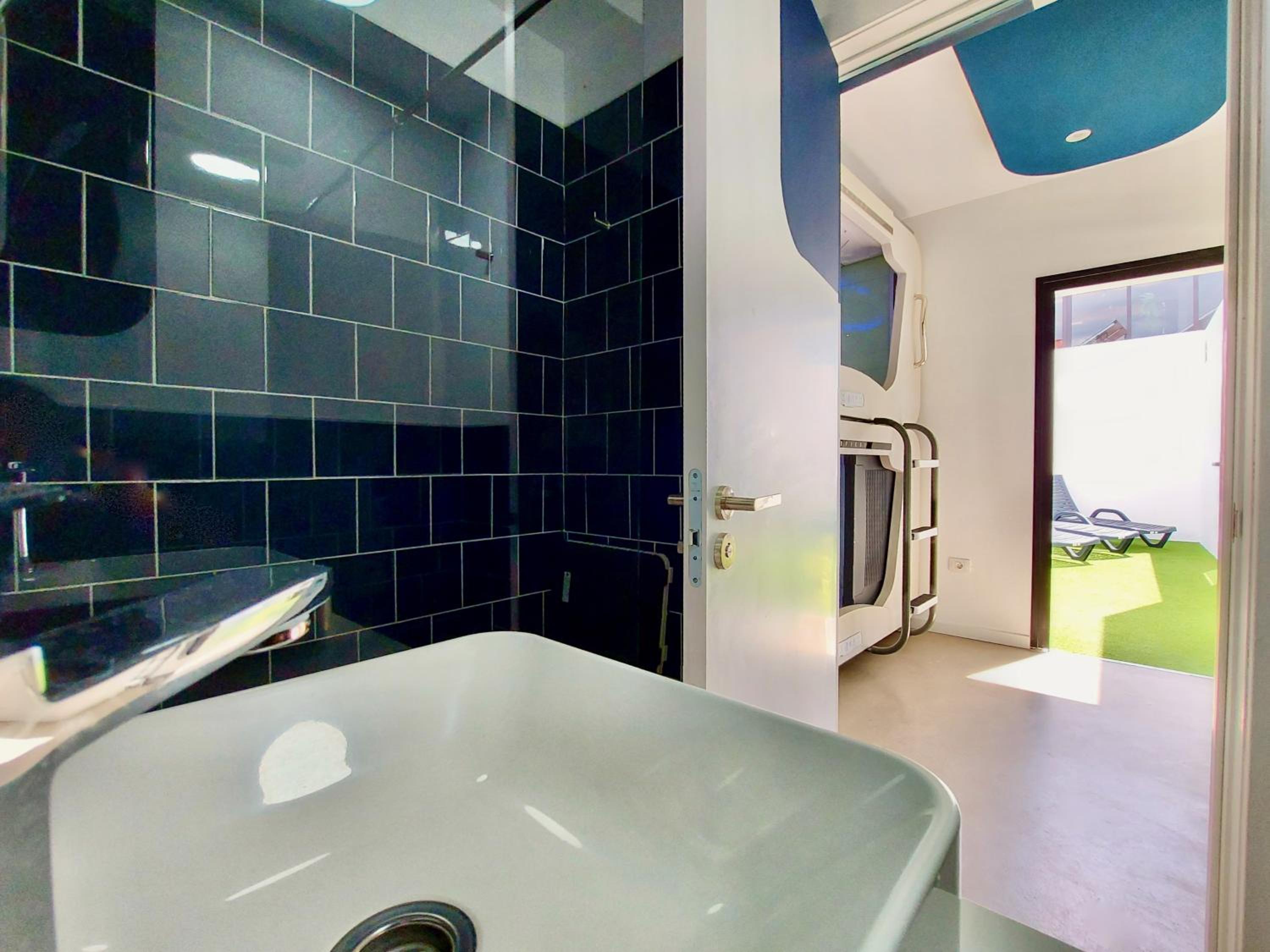 Suite Capsule with Terrace thumbnail 6