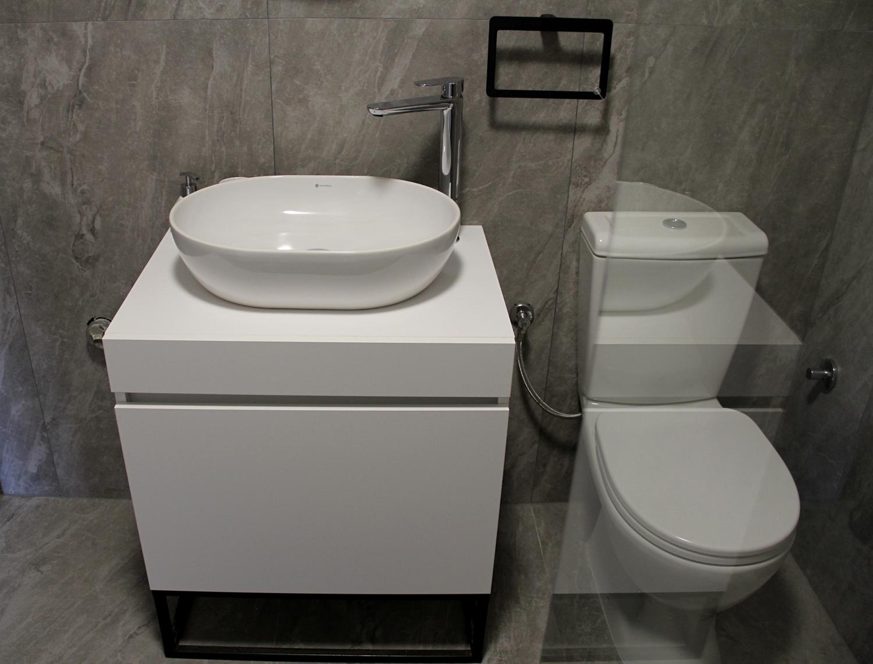 One-Bedroom Apartment - Photo 6