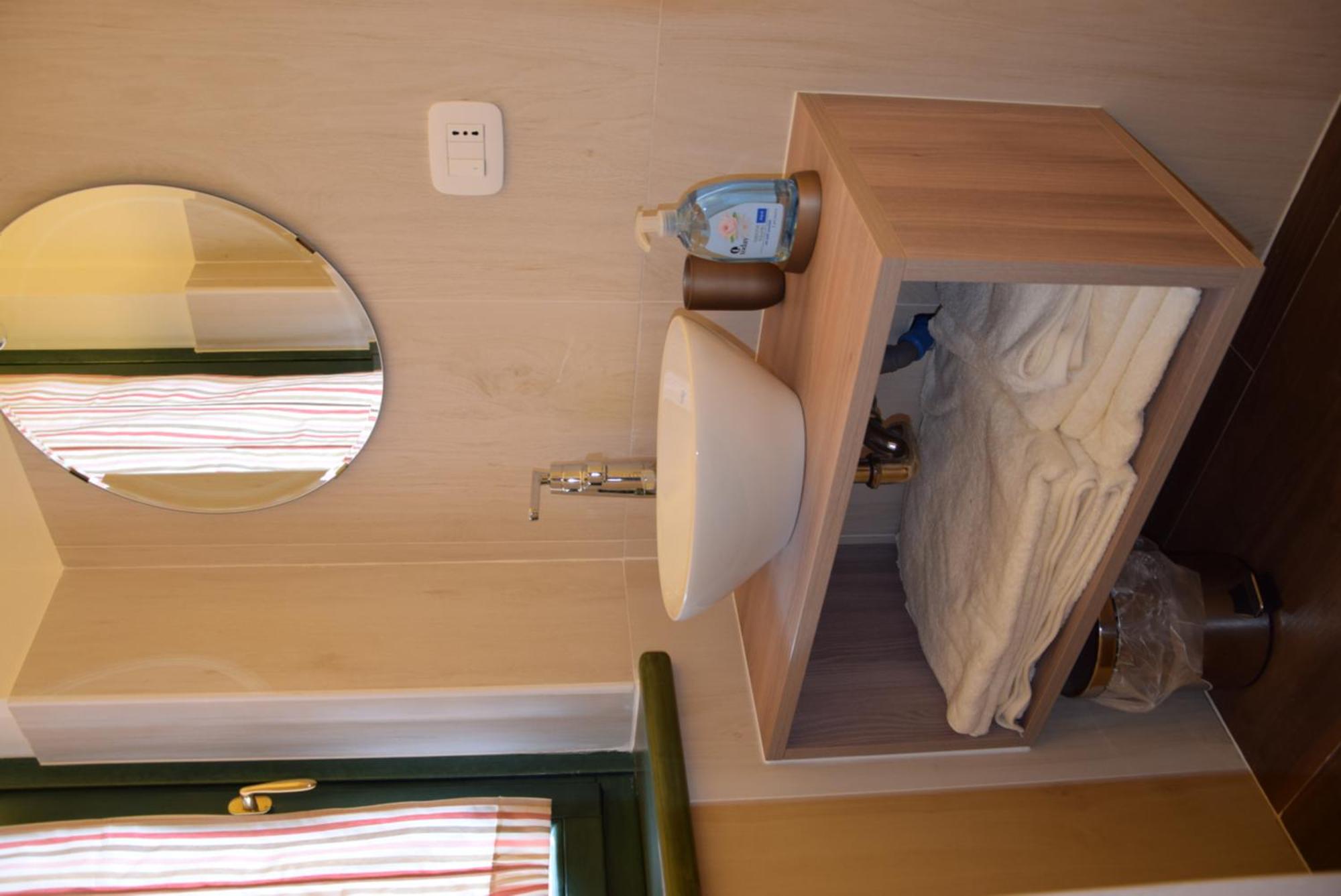 Quadruple Room - Photo 3