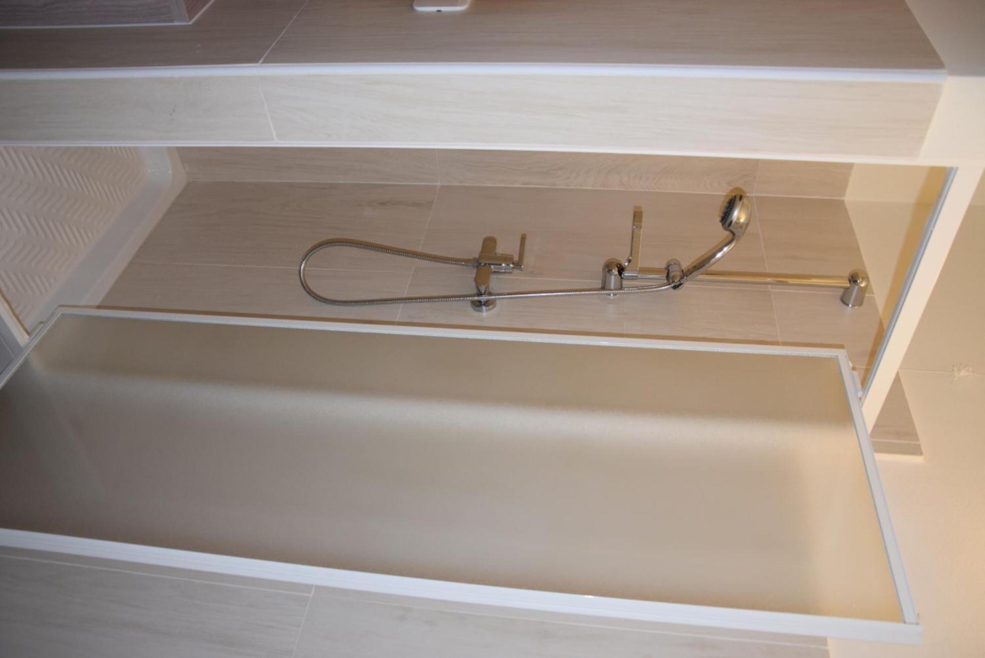 Double Room - Photo 5