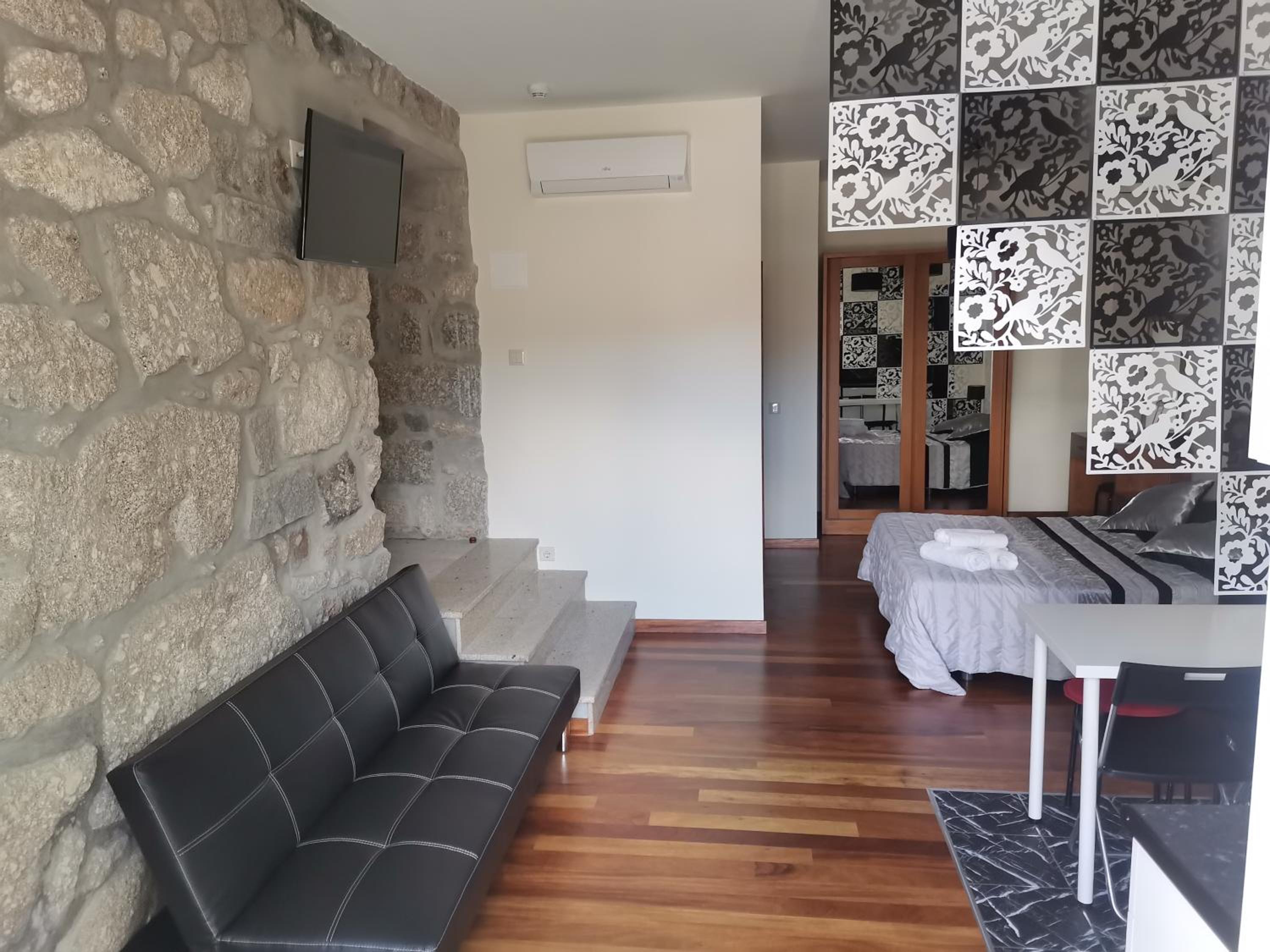 One-Bedroom House photo 1