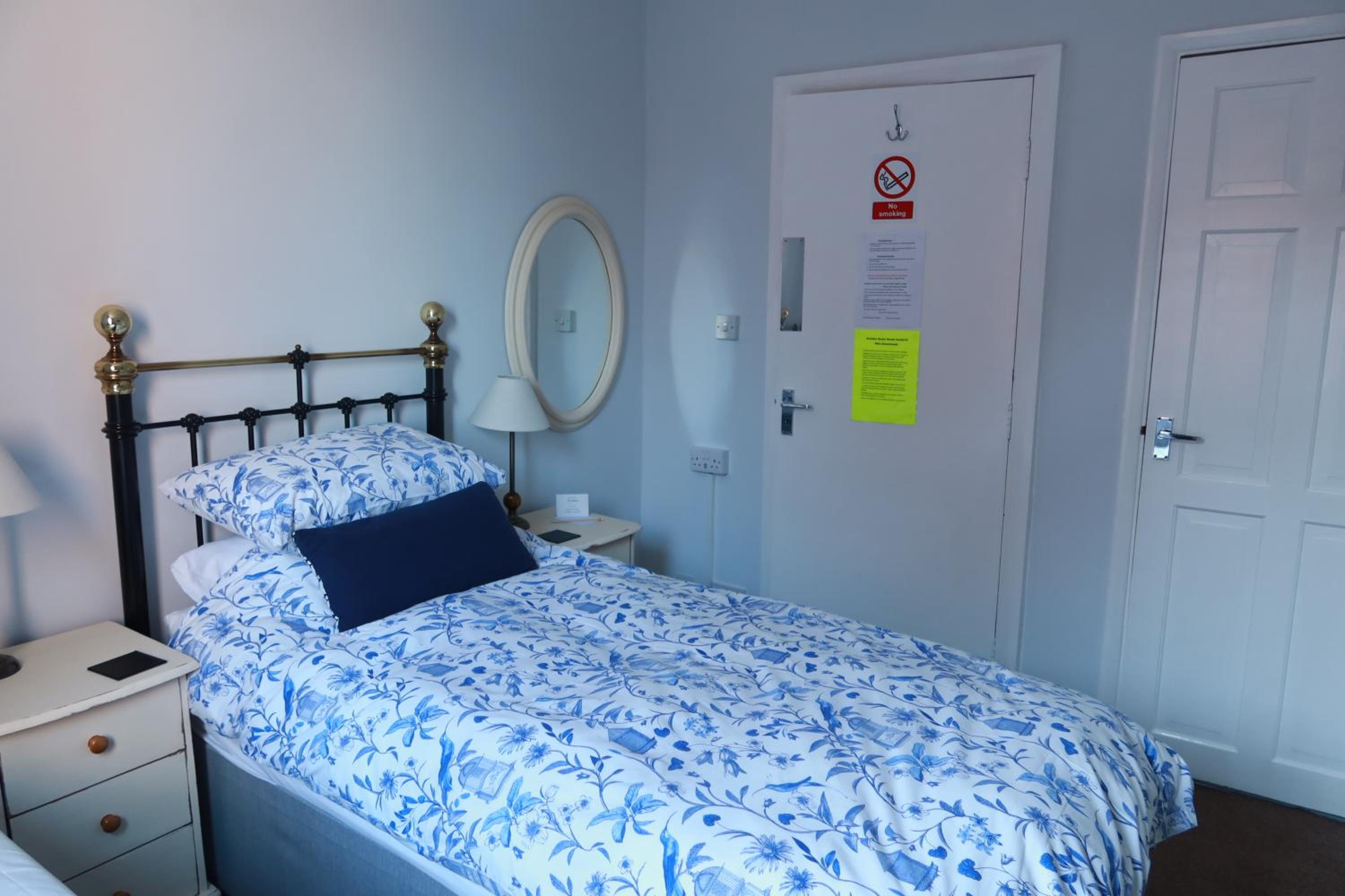 Double or Twin Room photo 2
