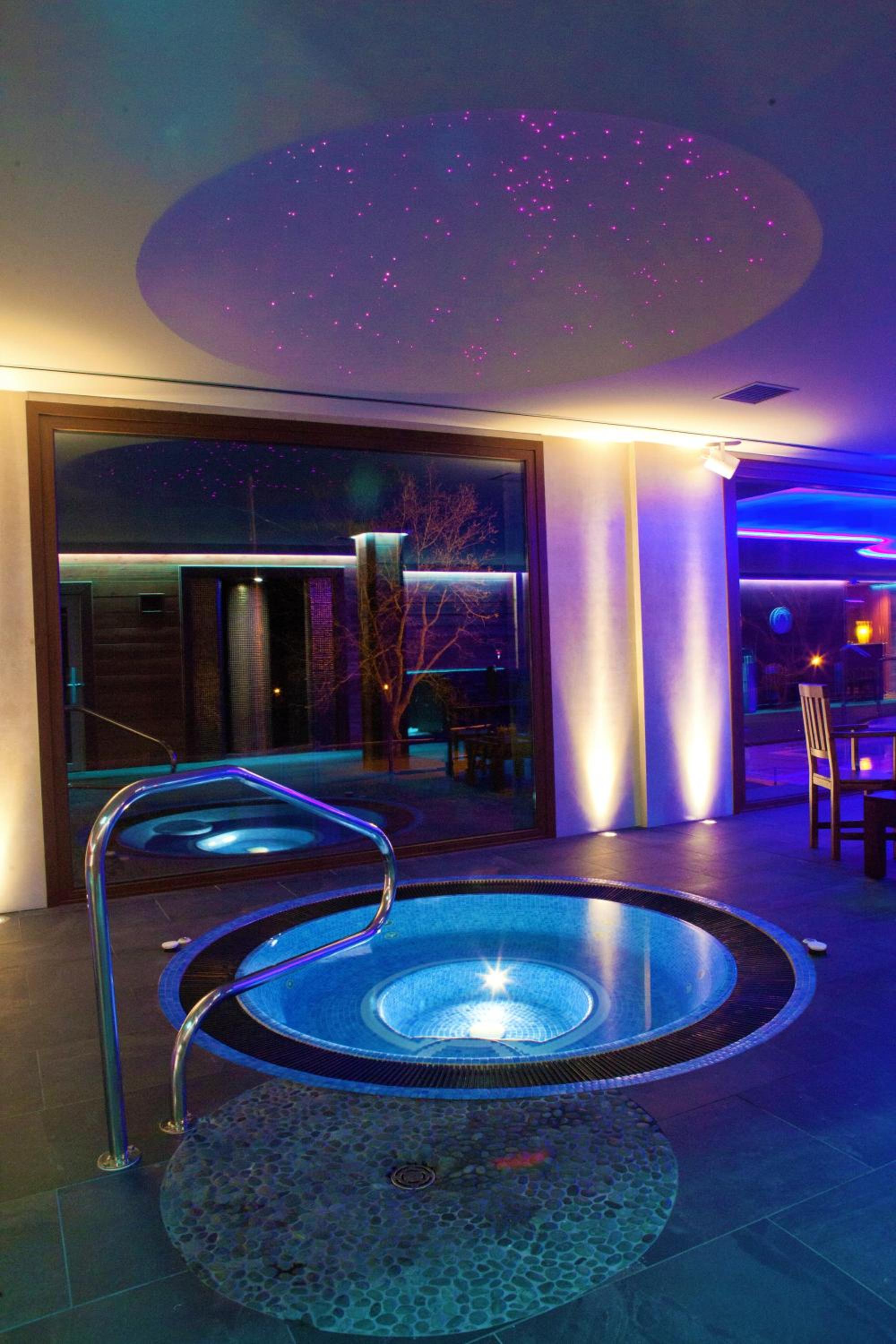 Junior Suite With Spa Access (4 Adults)