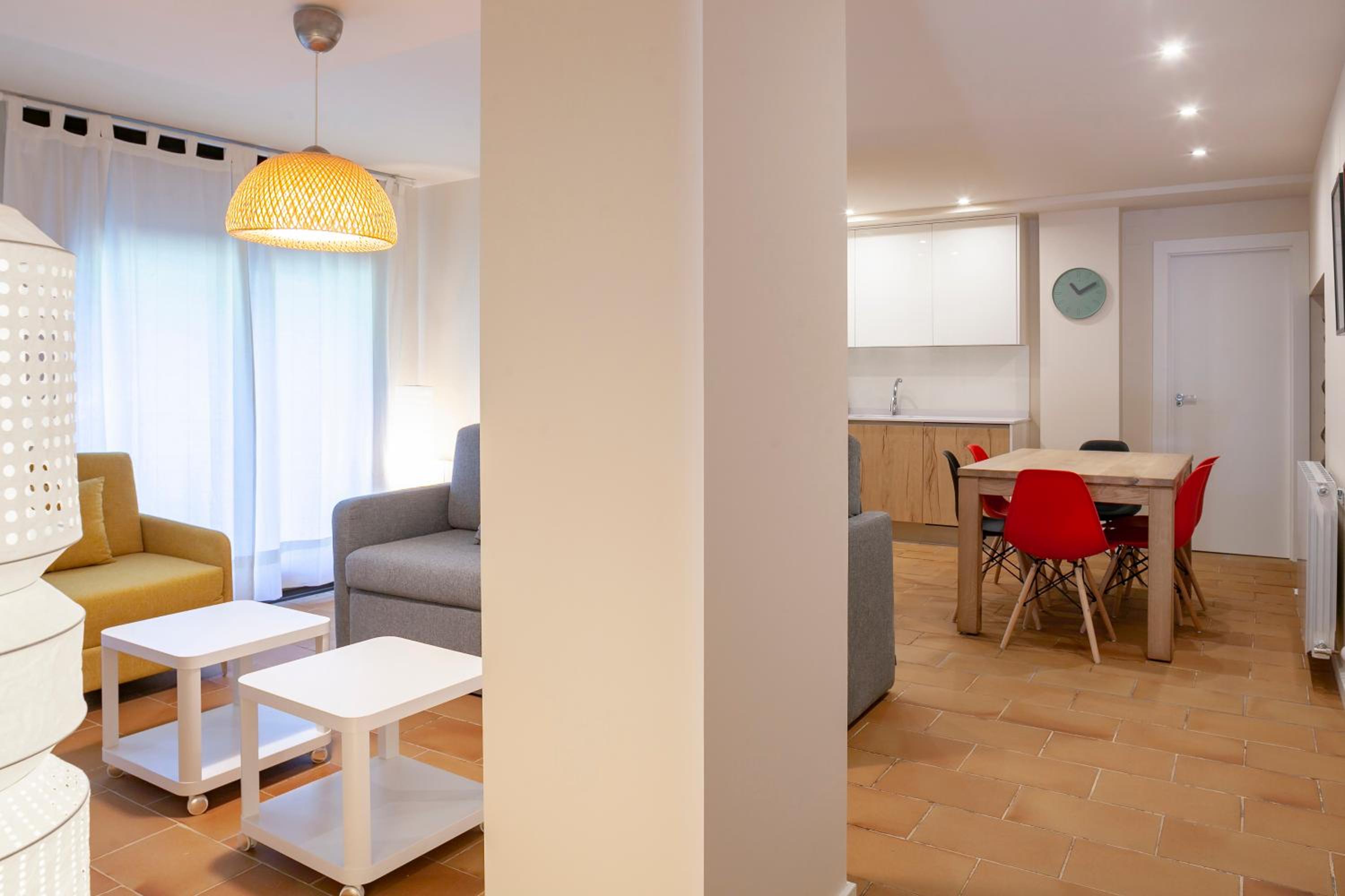 Apartment - Split Level photo 2