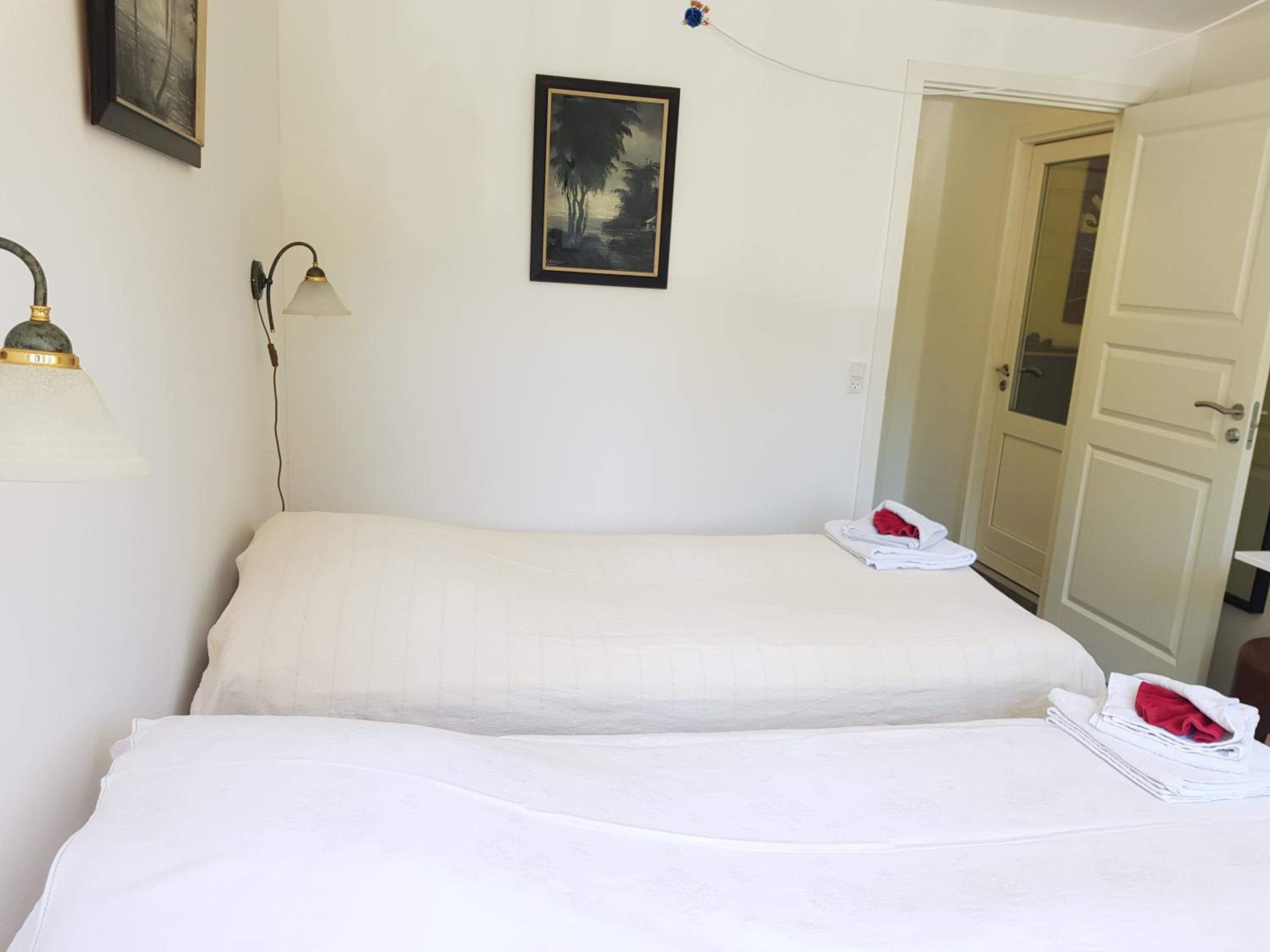 Double or Twin Room photo 2