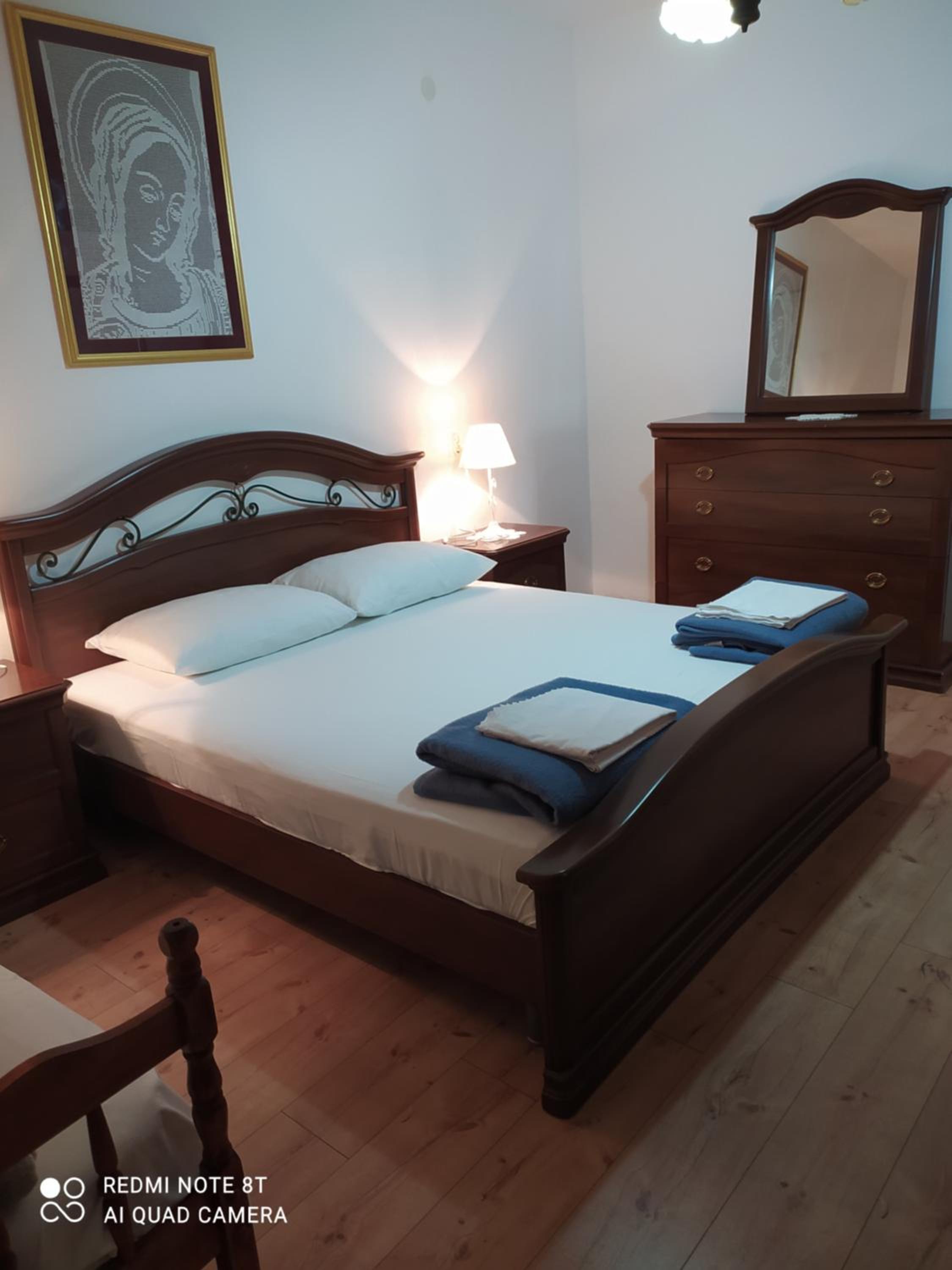 One-Bedroom Apartment with Sea View photo 1
