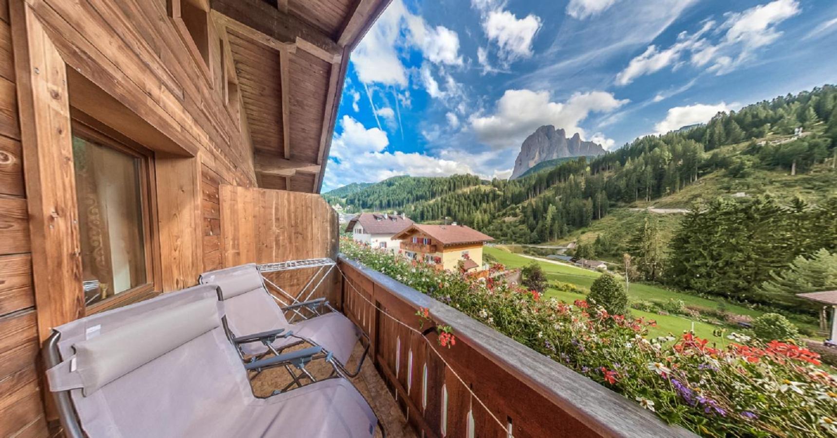 Family Suite with Balcony - Photo 4