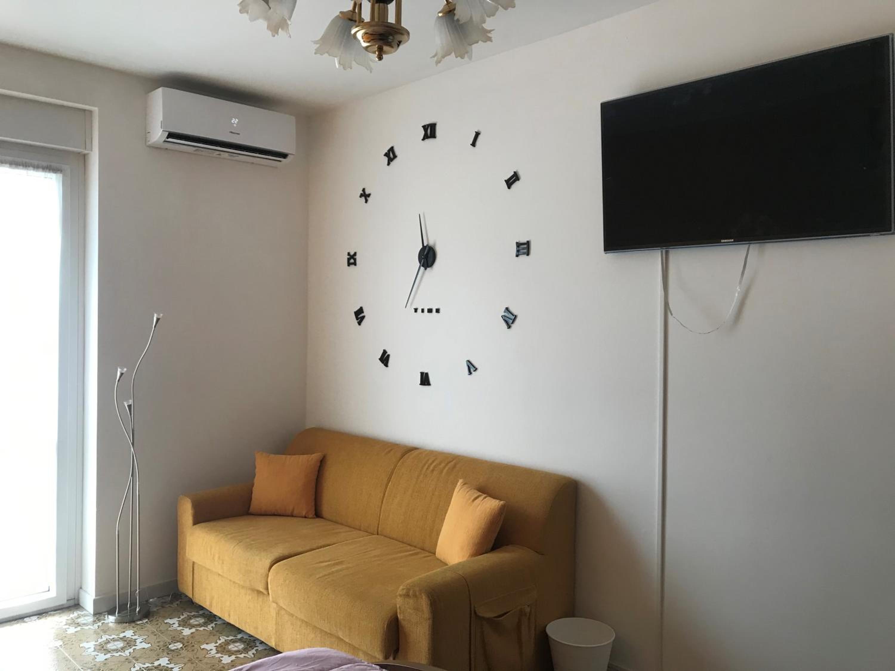 Deluxe Double Room with Extra Bed photo 1