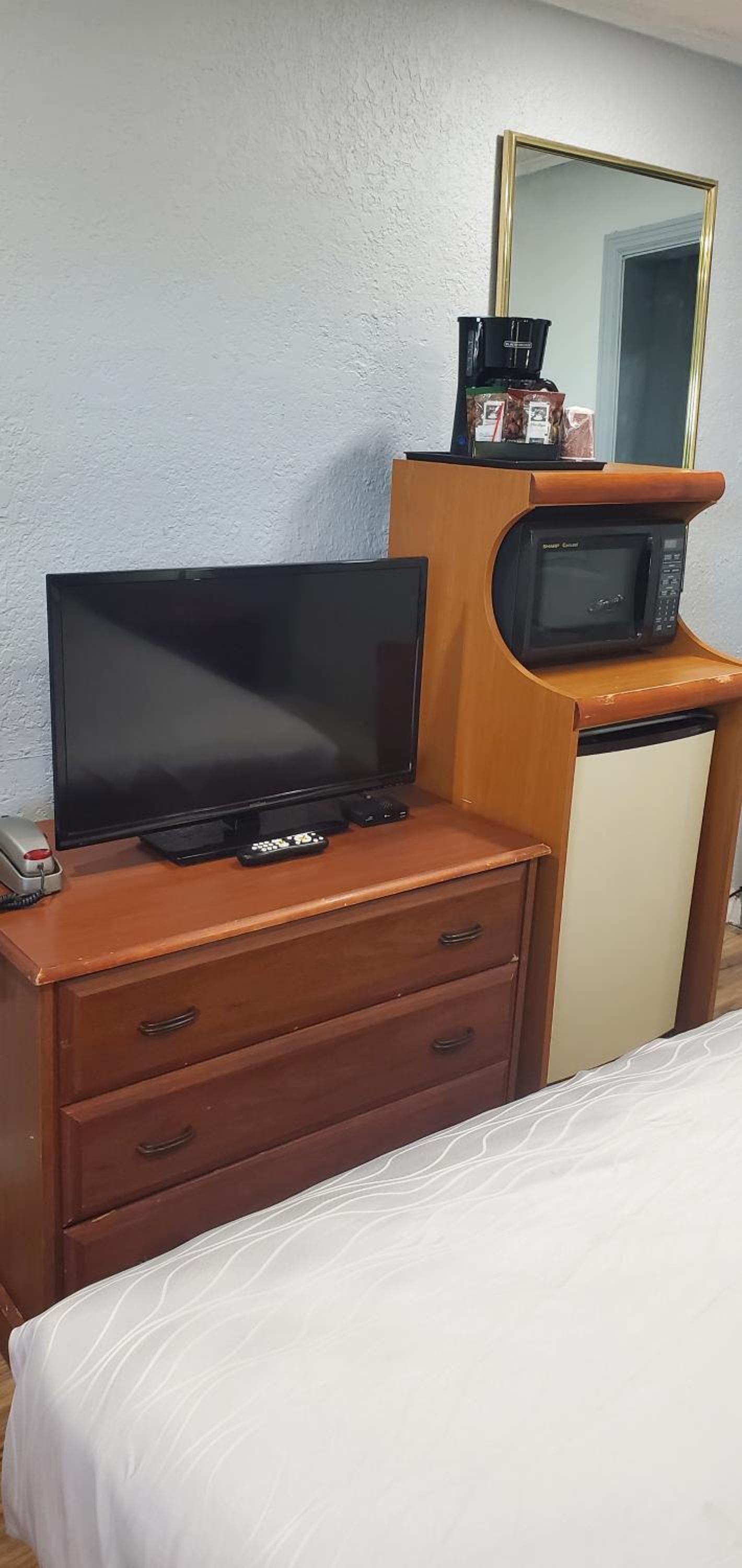 Queen Room - Photo 2