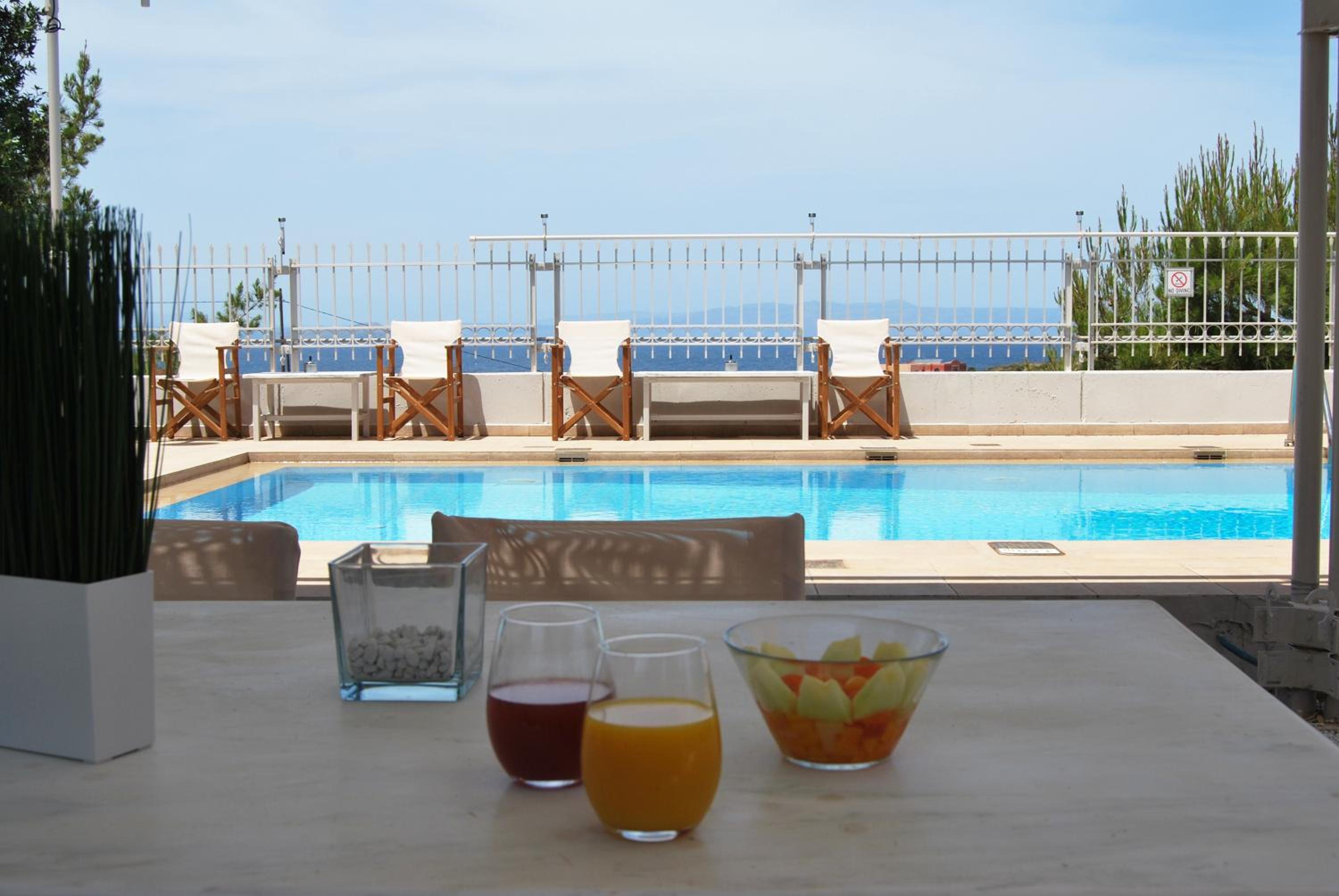 Two-Bedroom Apartment with Sea View - Photo 84