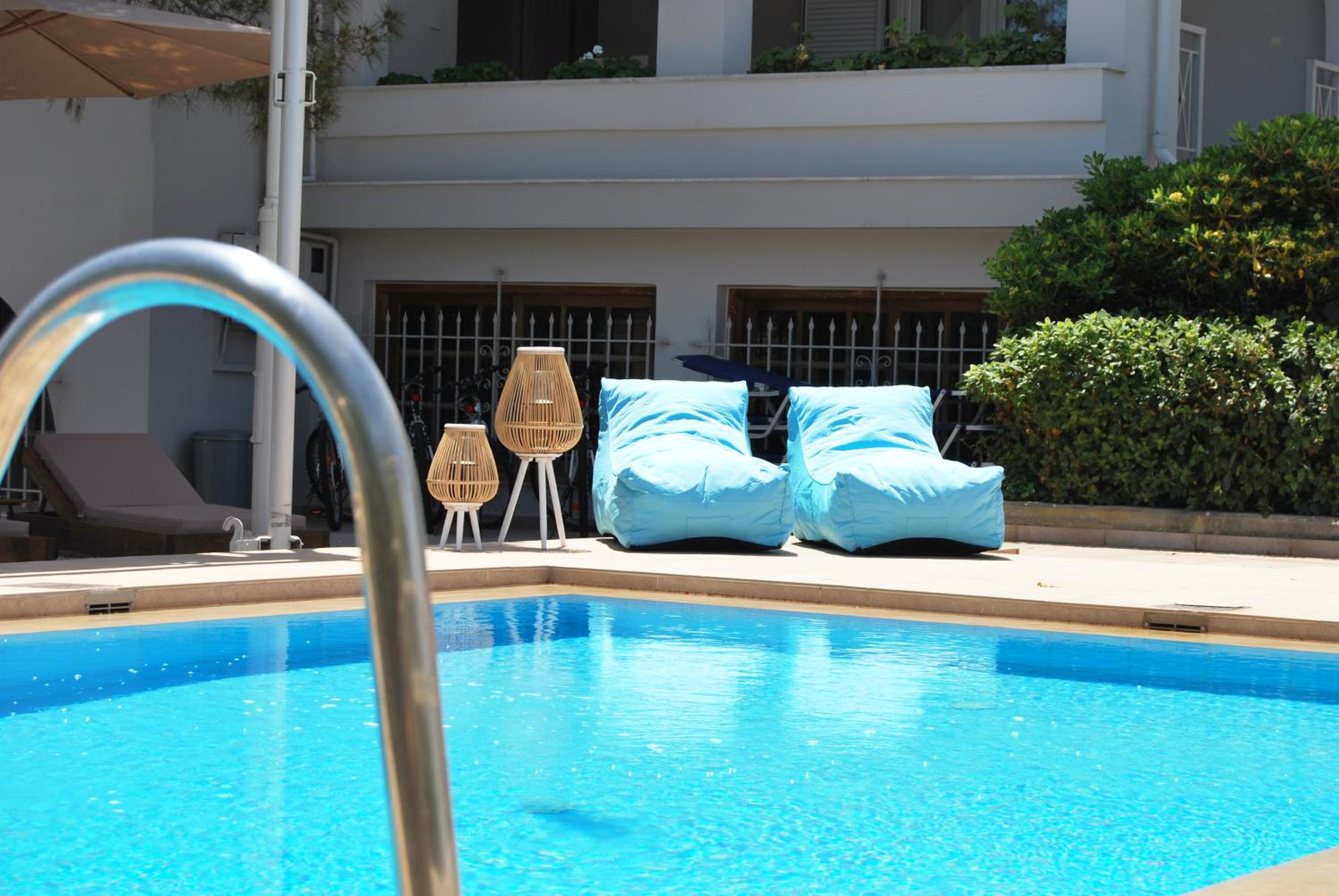 Two-Bedroom Apartment with Sea View - Photo 56