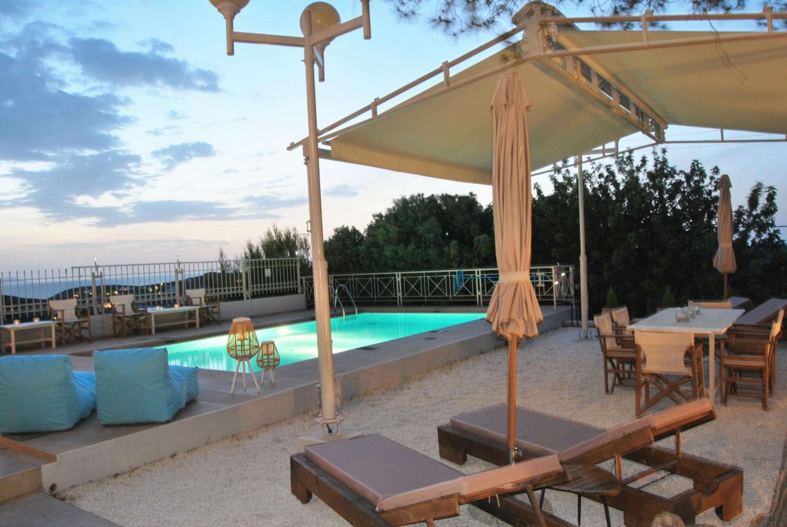 Two-Bedroom Apartment with Sea View - Photo 60
