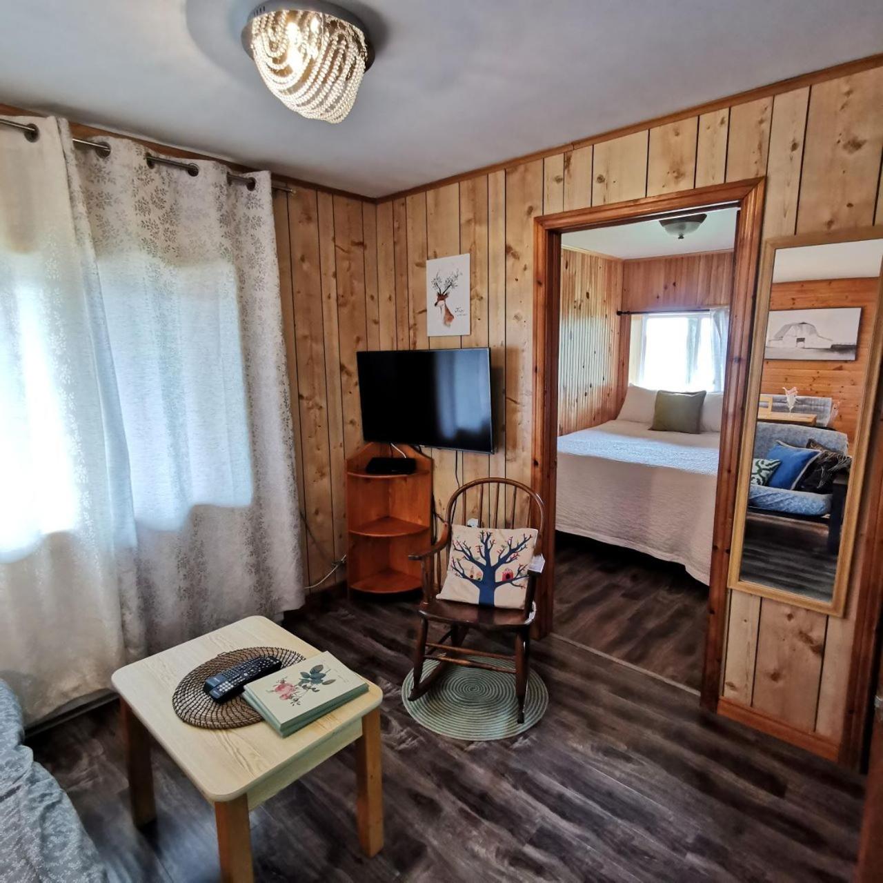 Cottage #7 photo 3
