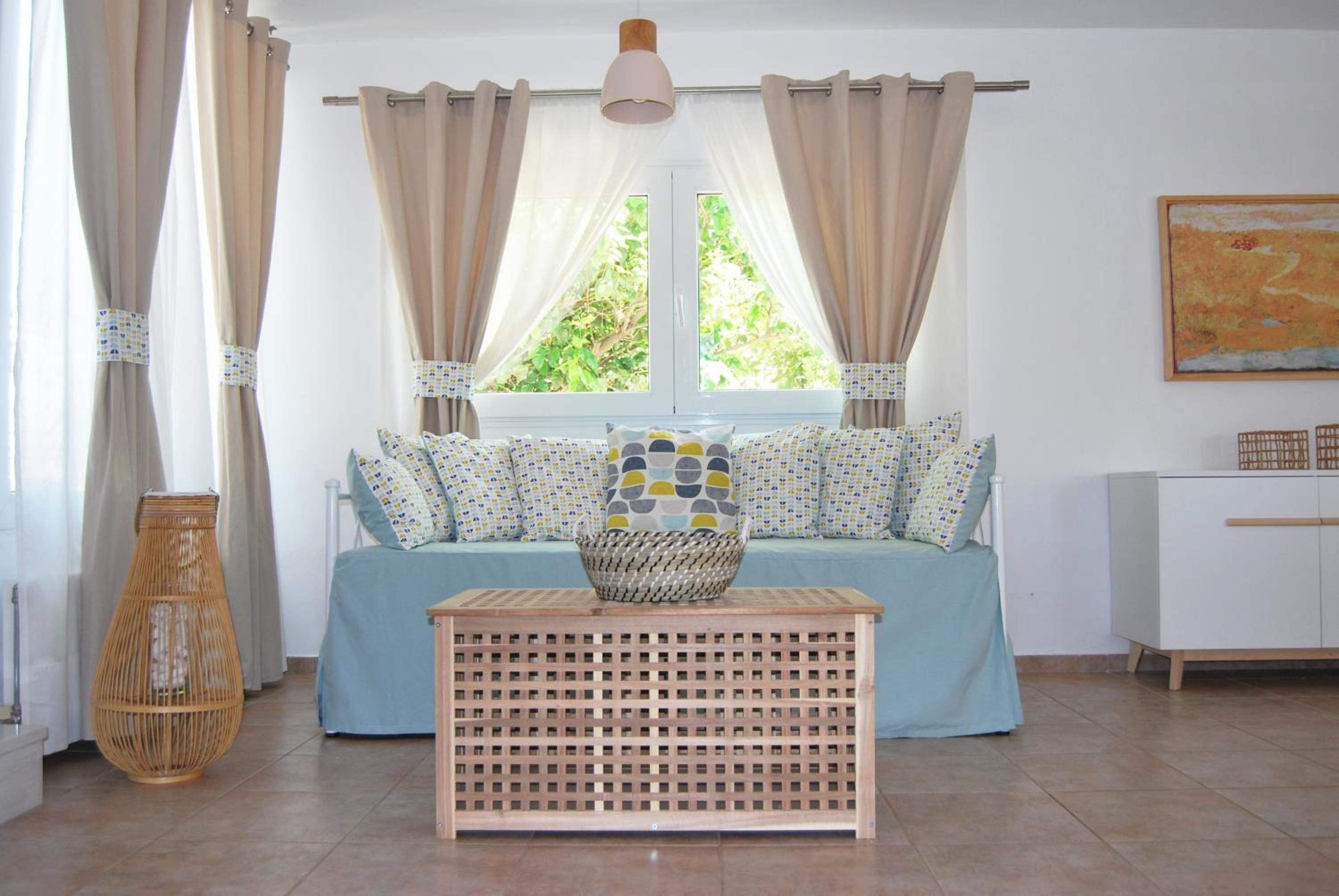 Two-Bedroom Apartment with Sea View - Photo 6