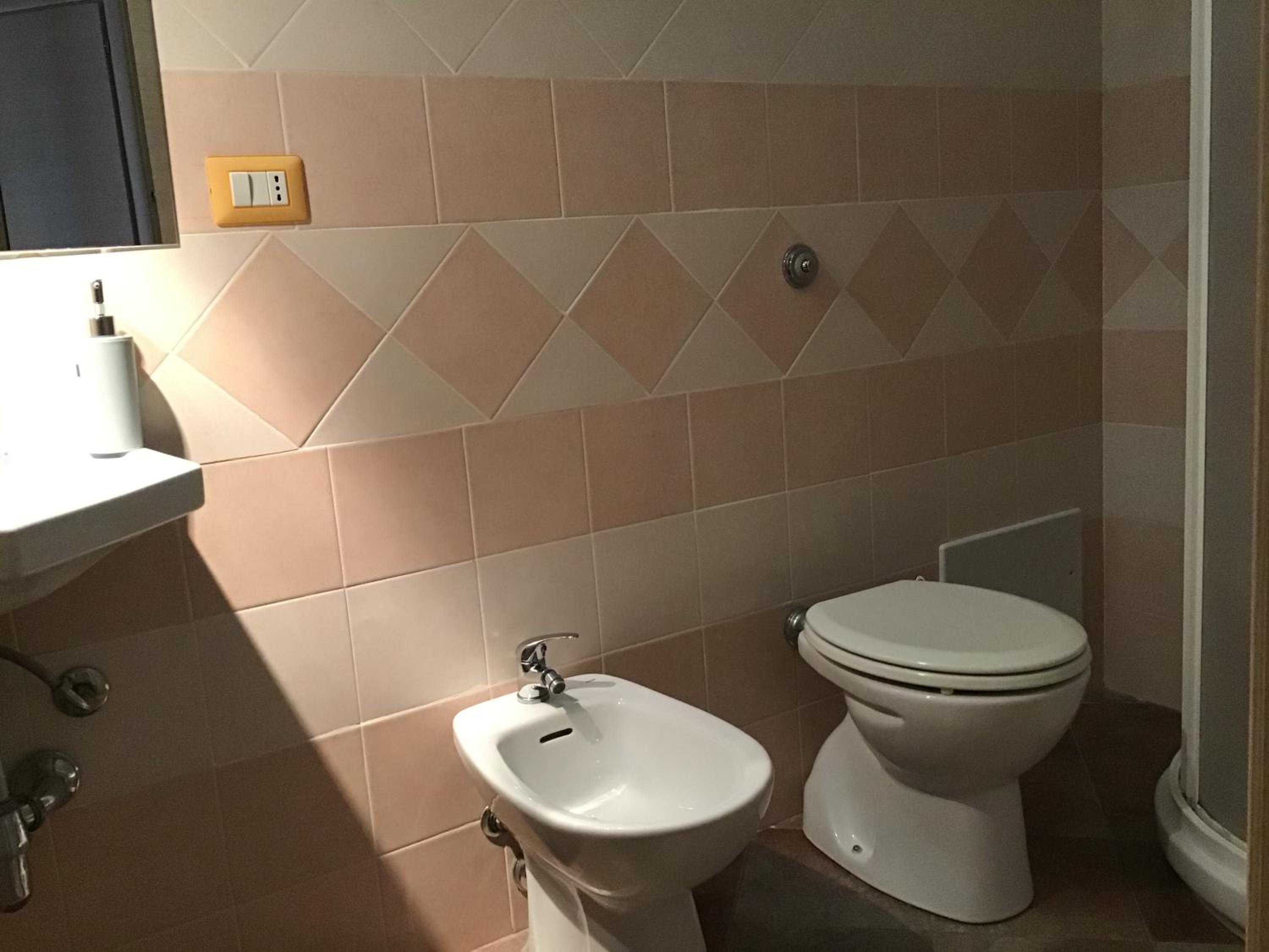 Double Room with Private Bathroom photo 3