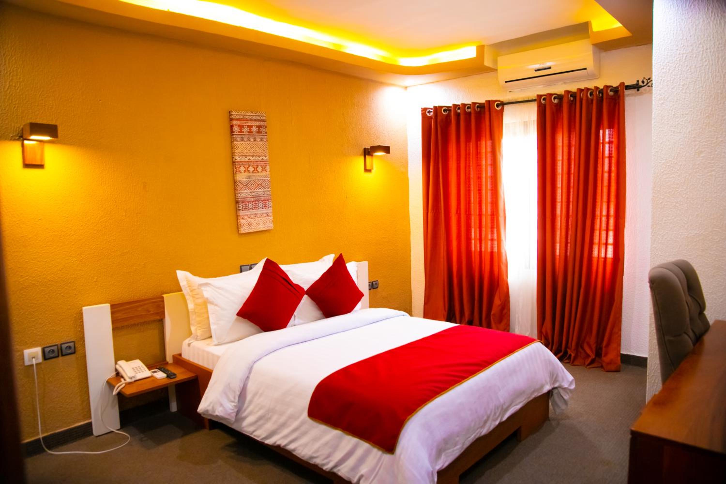 Double Room - Photo 1