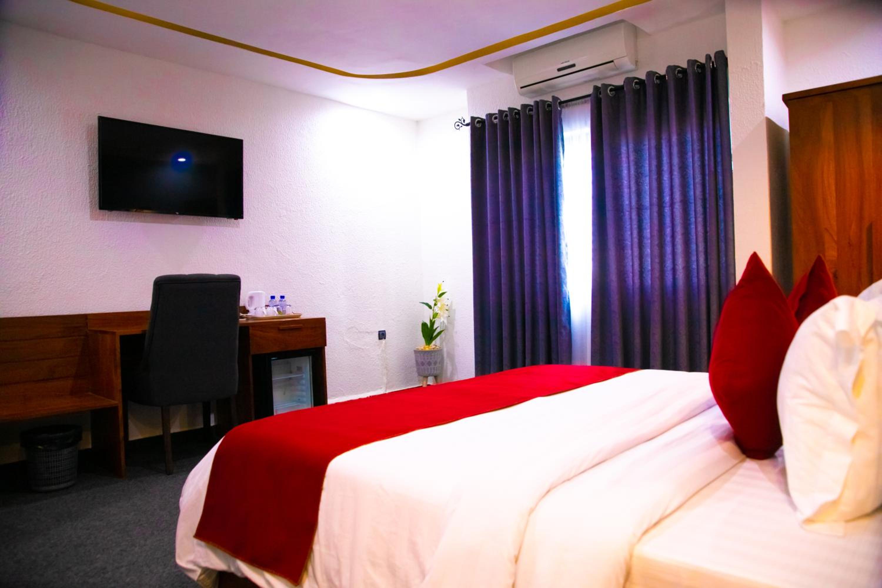 Double Room with Pool View