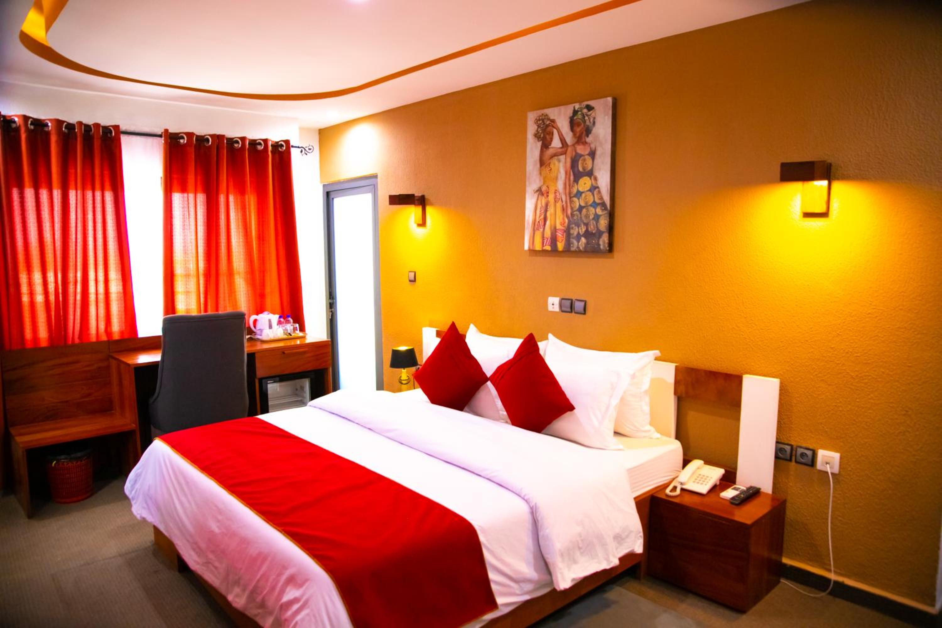 King Room with Sea View - Photo 2