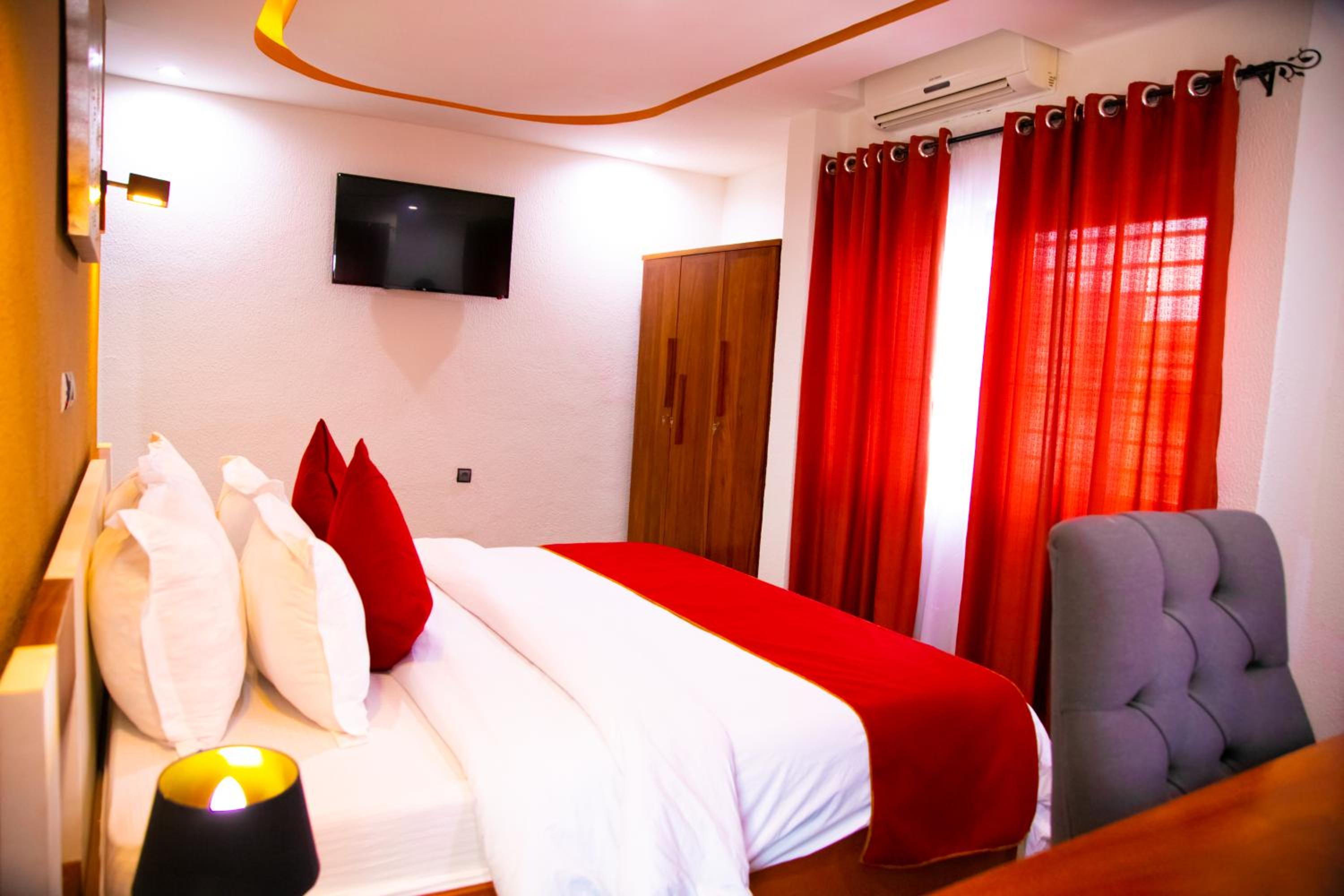 King Room with Sea View - Photo 1