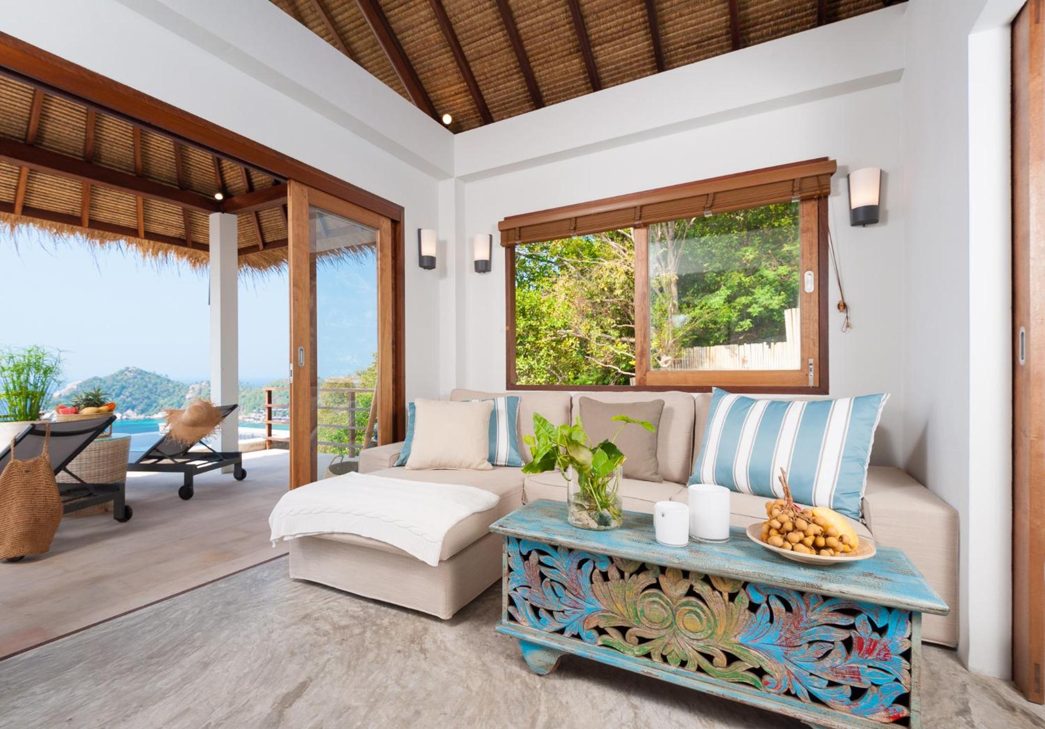 P10 - One Bedroom Private Pool Villa with Seaview