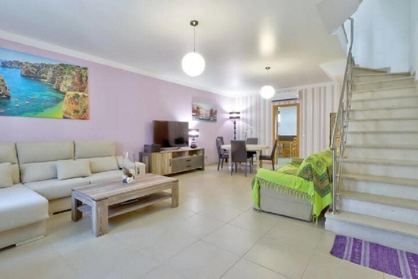 Three-Bedroom Villa photo 1
