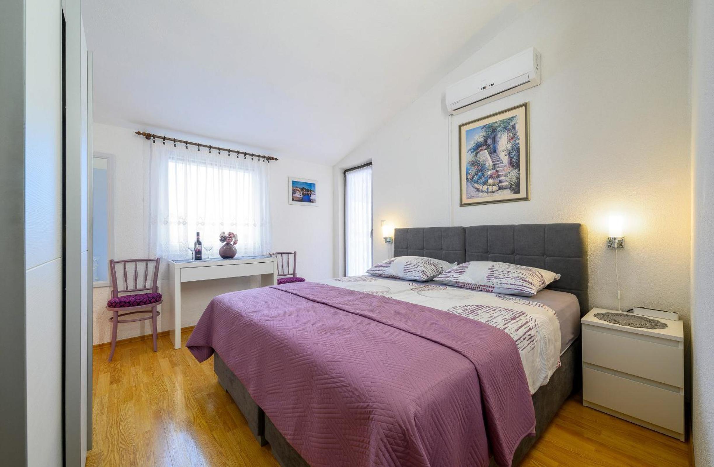 Comfort Apartment with Balcony and Sea View  - Photo 2