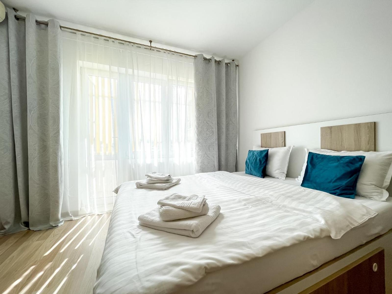 Studio Apartment - Photo 21