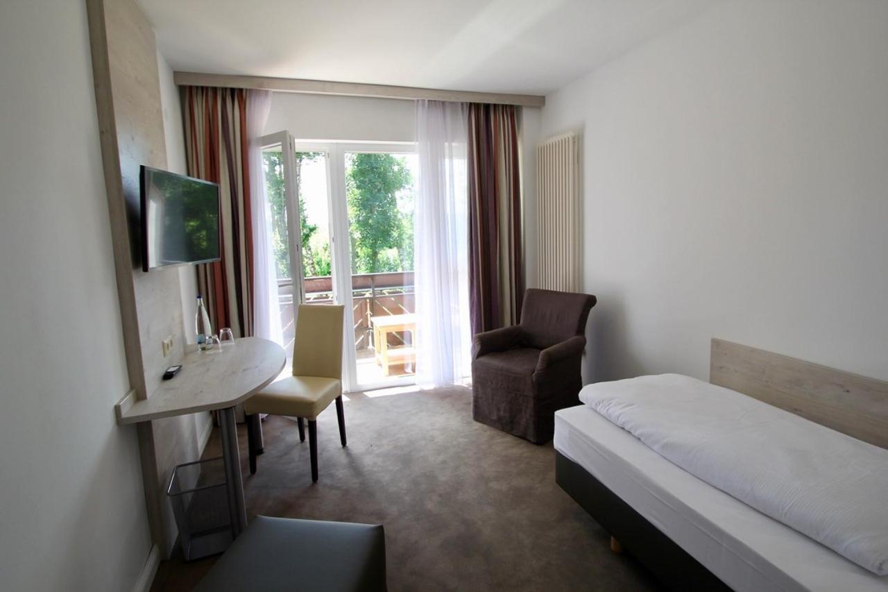 Single Room with Balcony photo 3