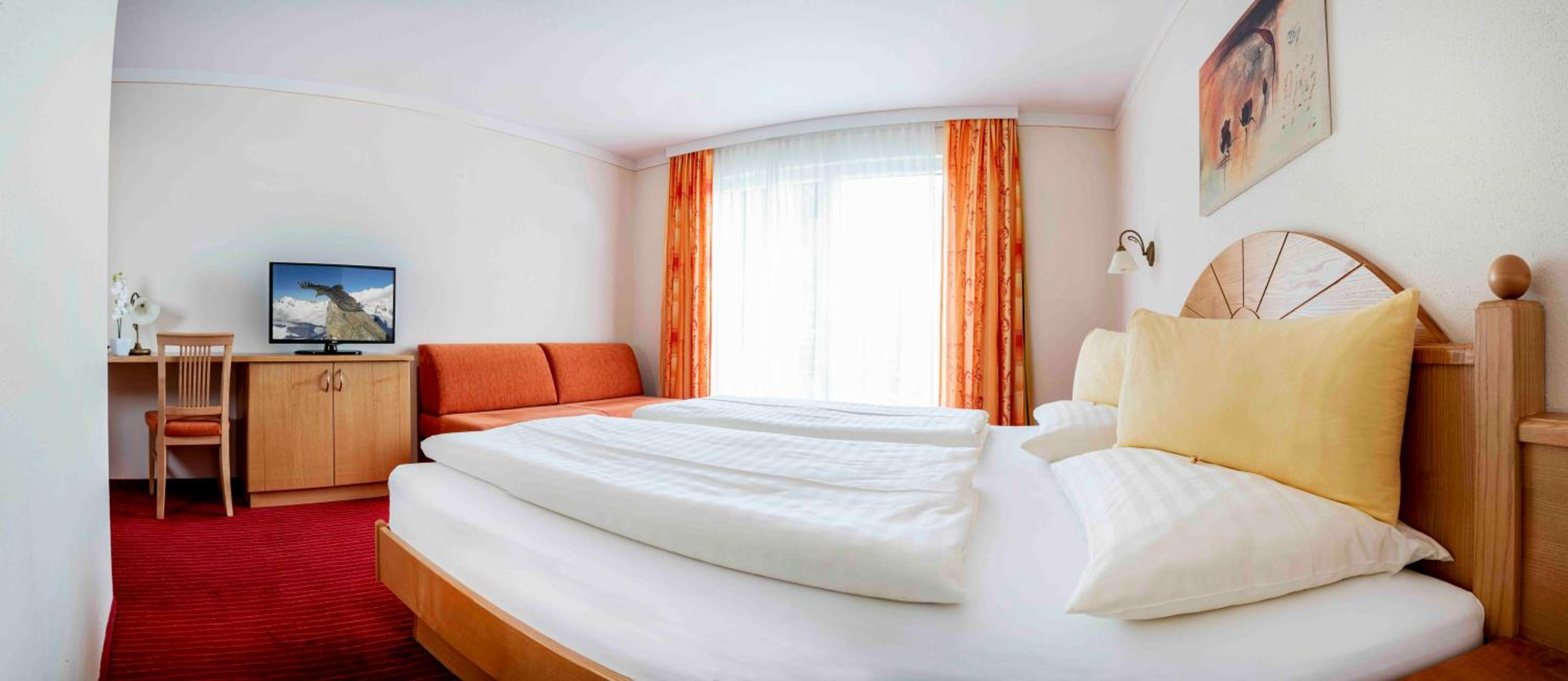 Double Room - Photo 4