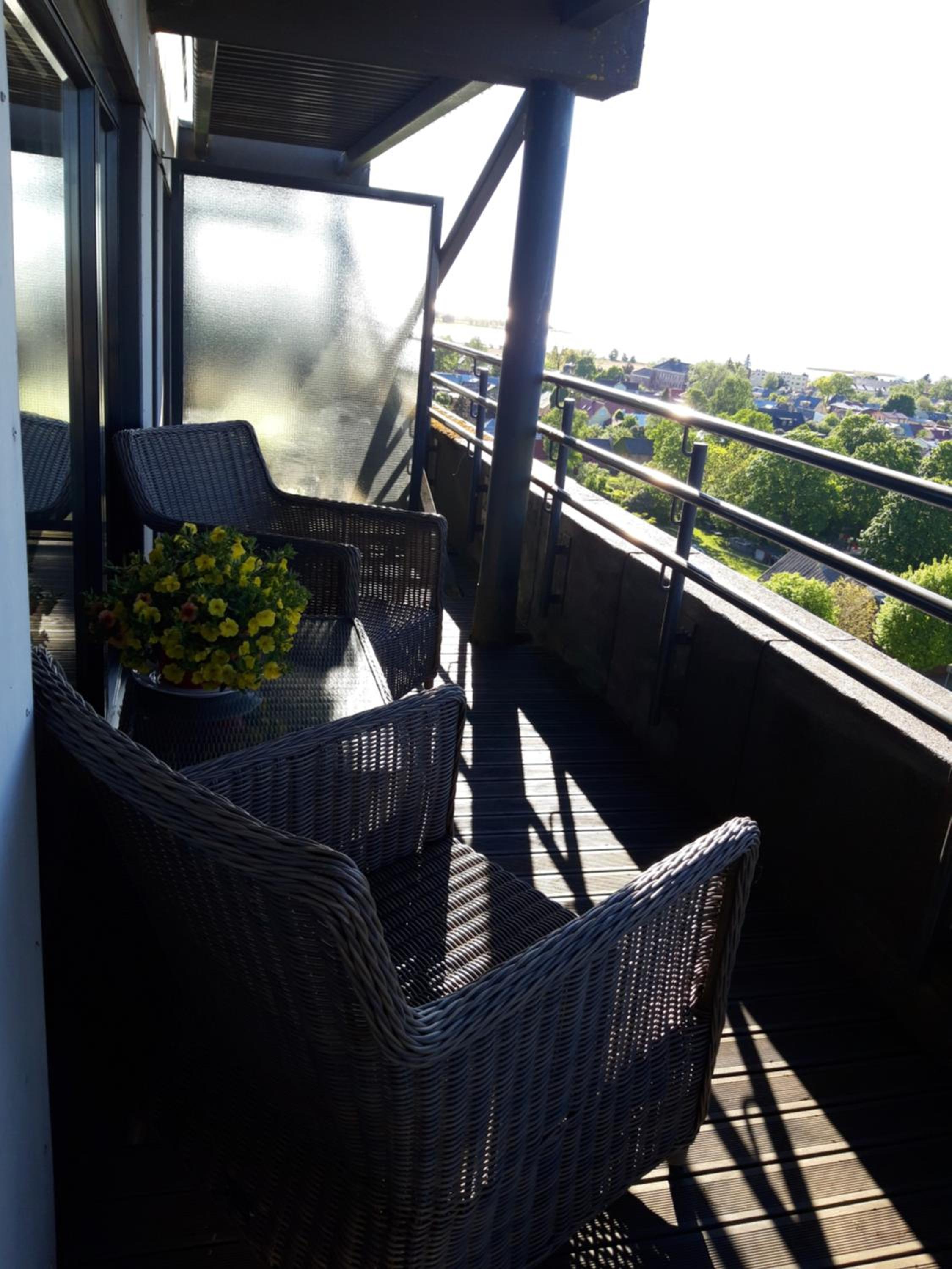 One-Bedroom Apartment - Photo 6