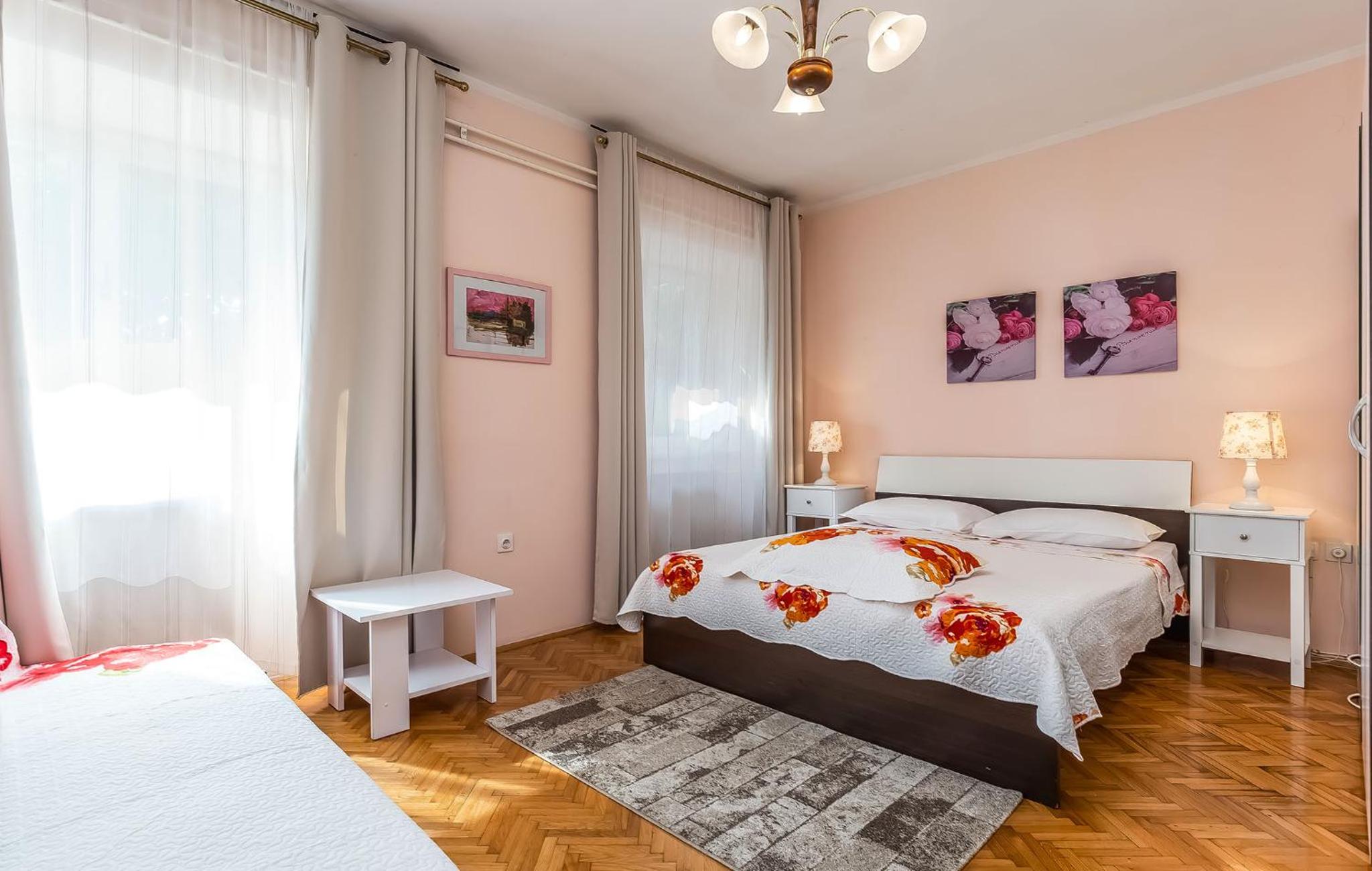 Studio Apartment - Photo 5