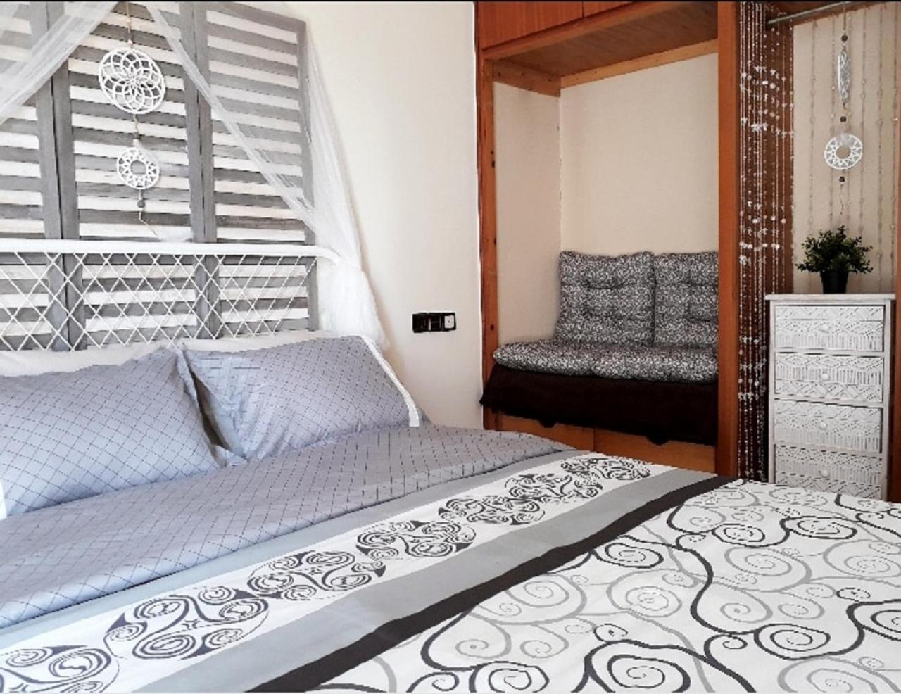 Double Room with Mountain View - Photo 6
