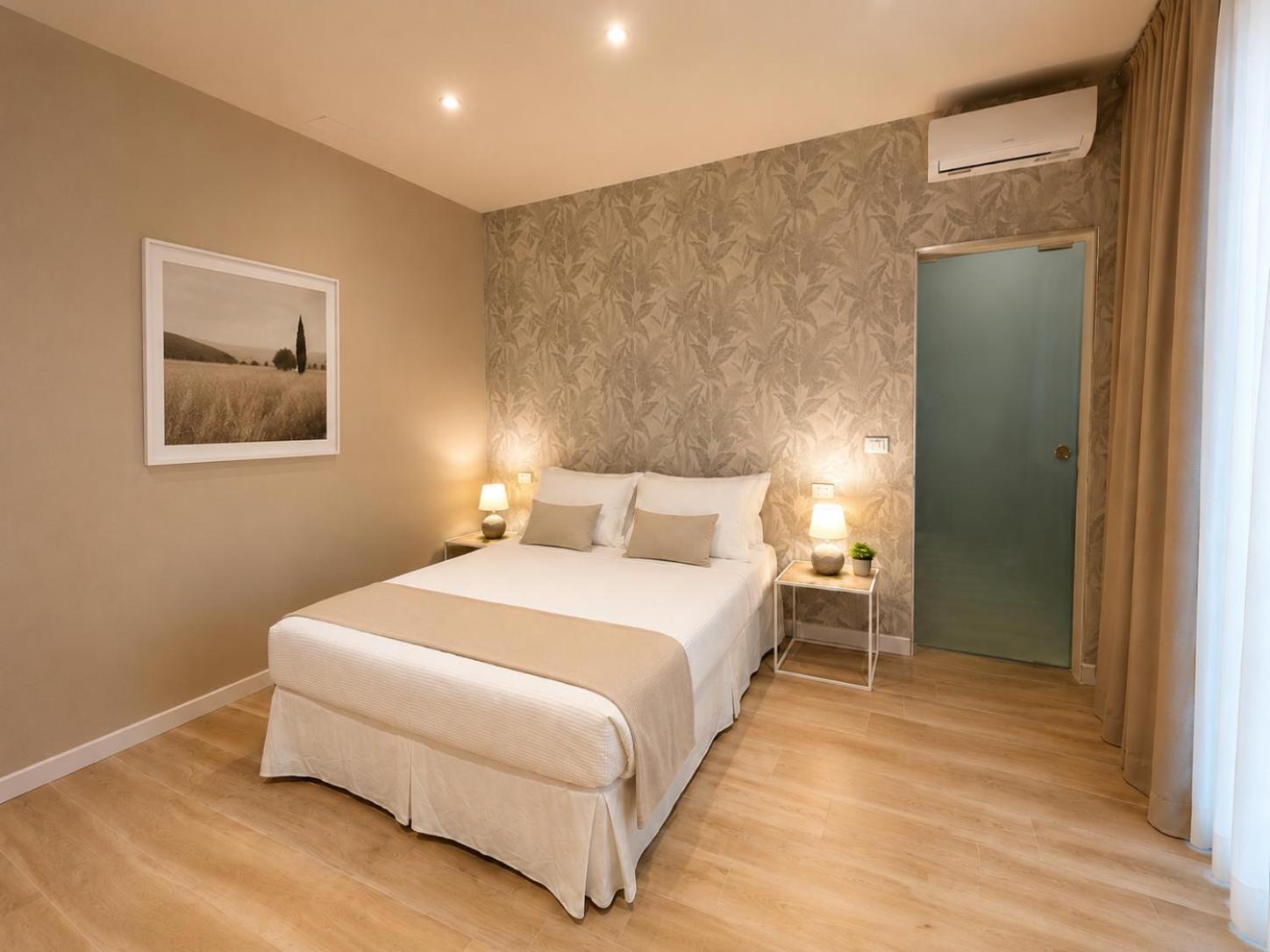 Queen Room, photo 6