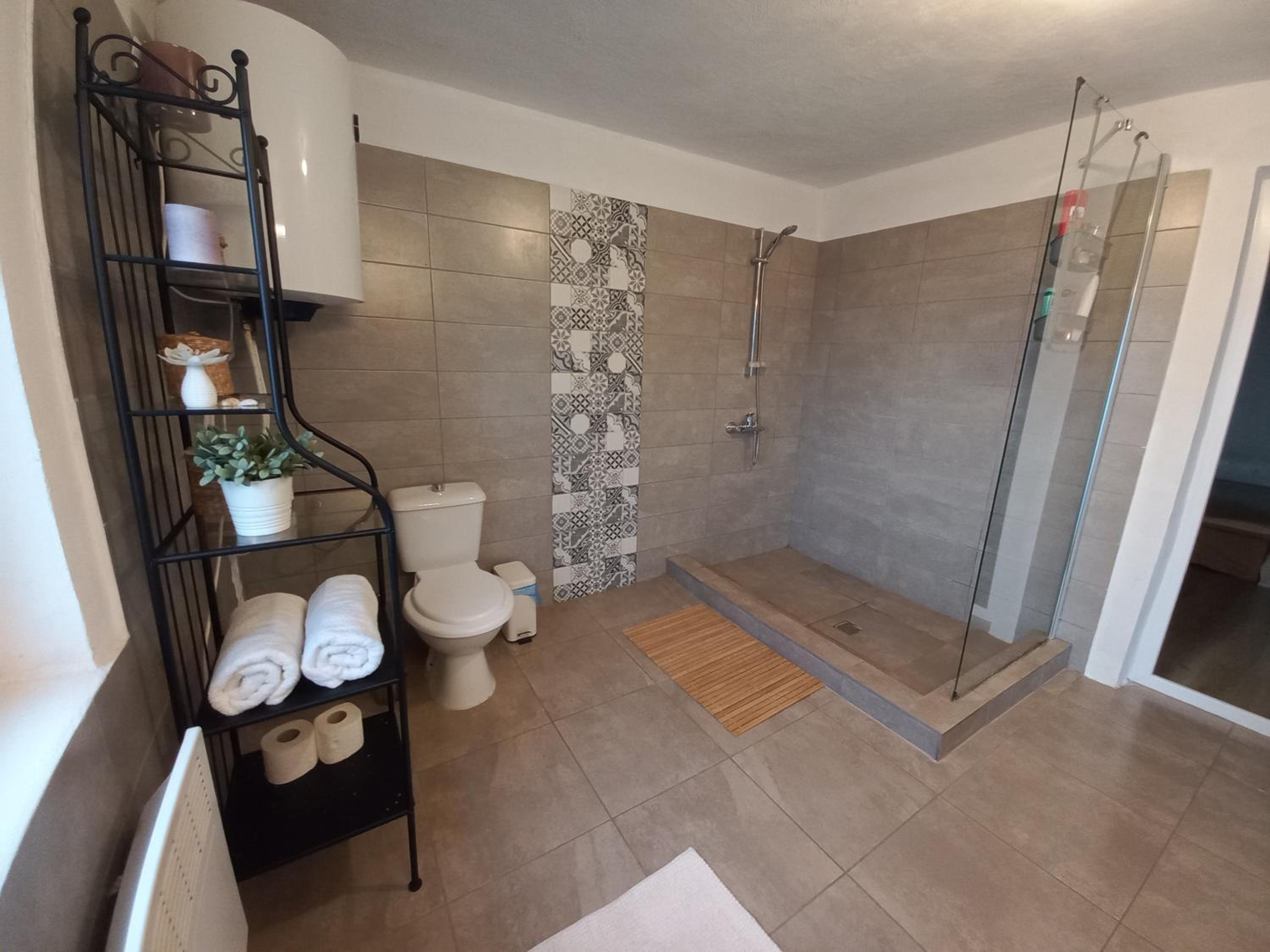 Four-Bedroom House - Photo 51