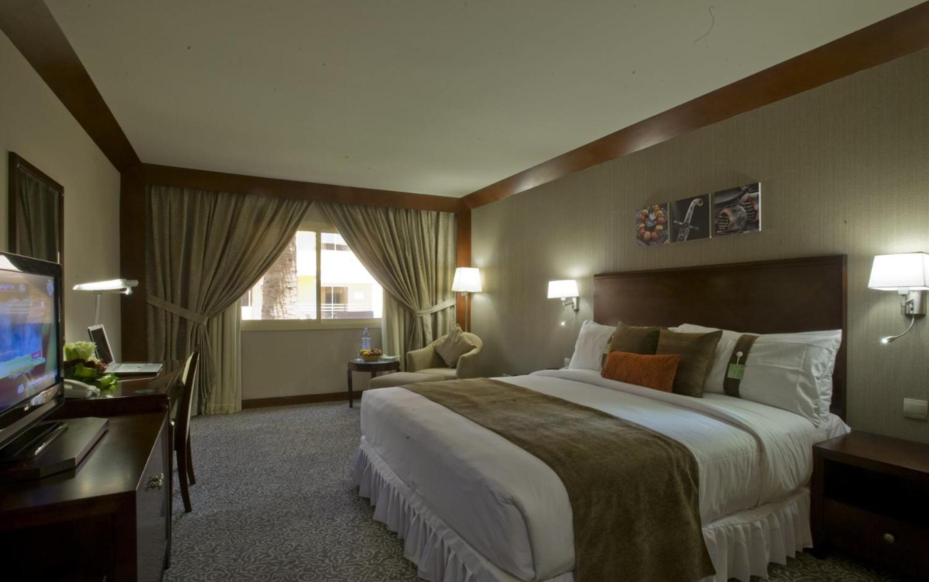 Standard King Room - Smoking - Photo 1