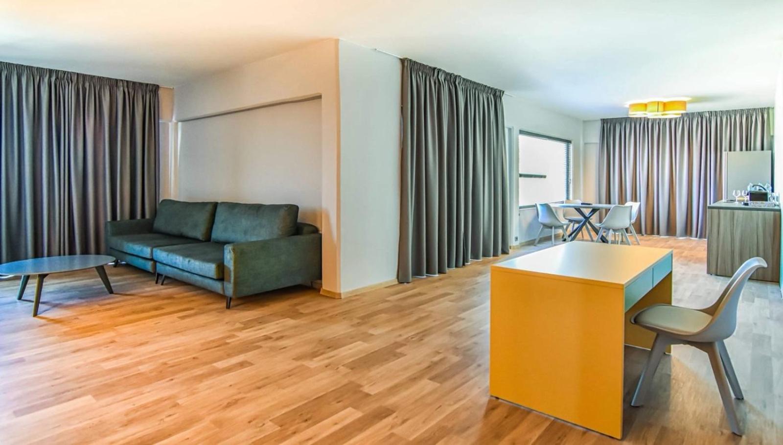 Apartment with Sea View photo 1
