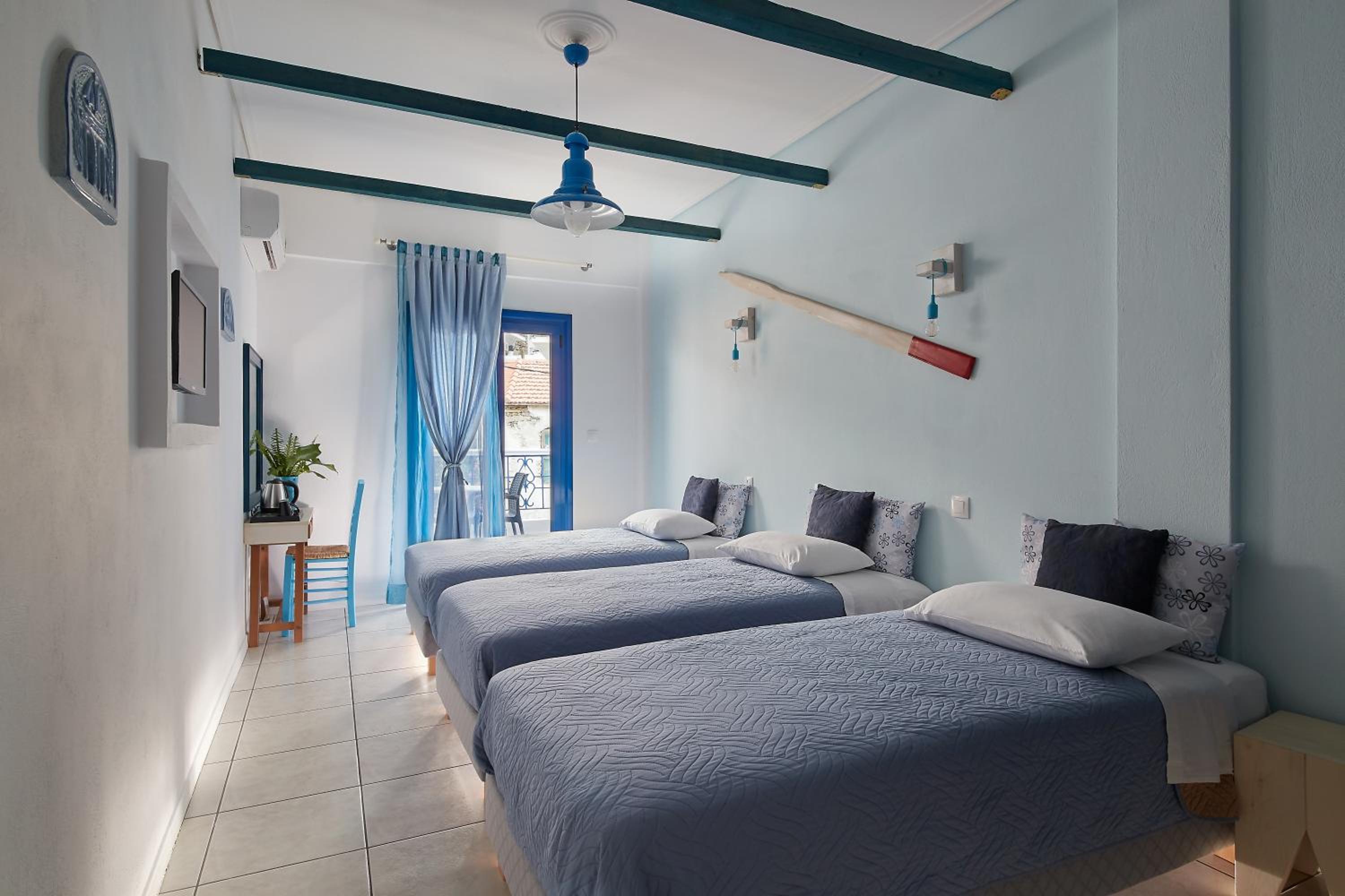 Triple Room - Photo 9