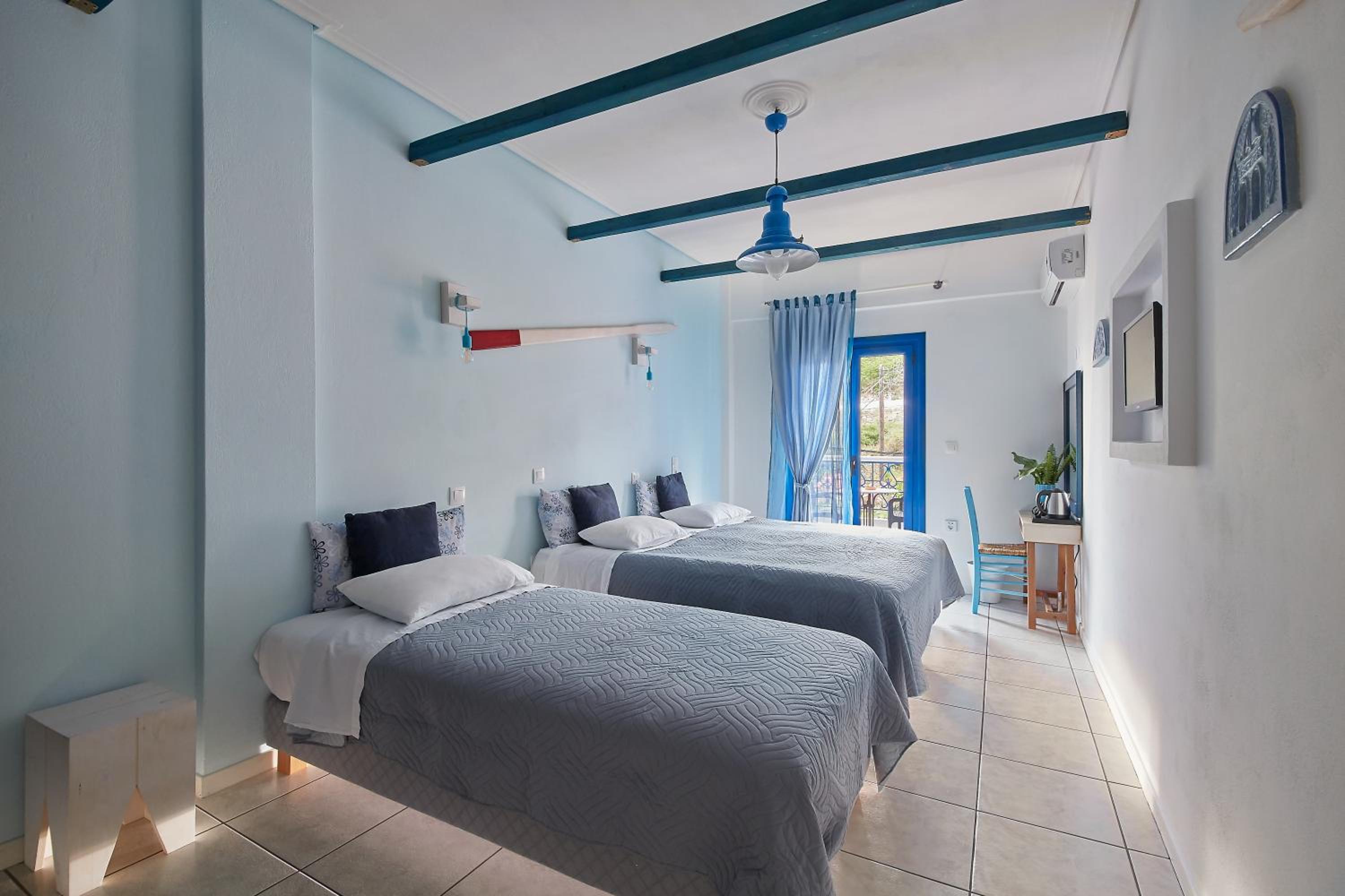 Triple Room - Photo 1