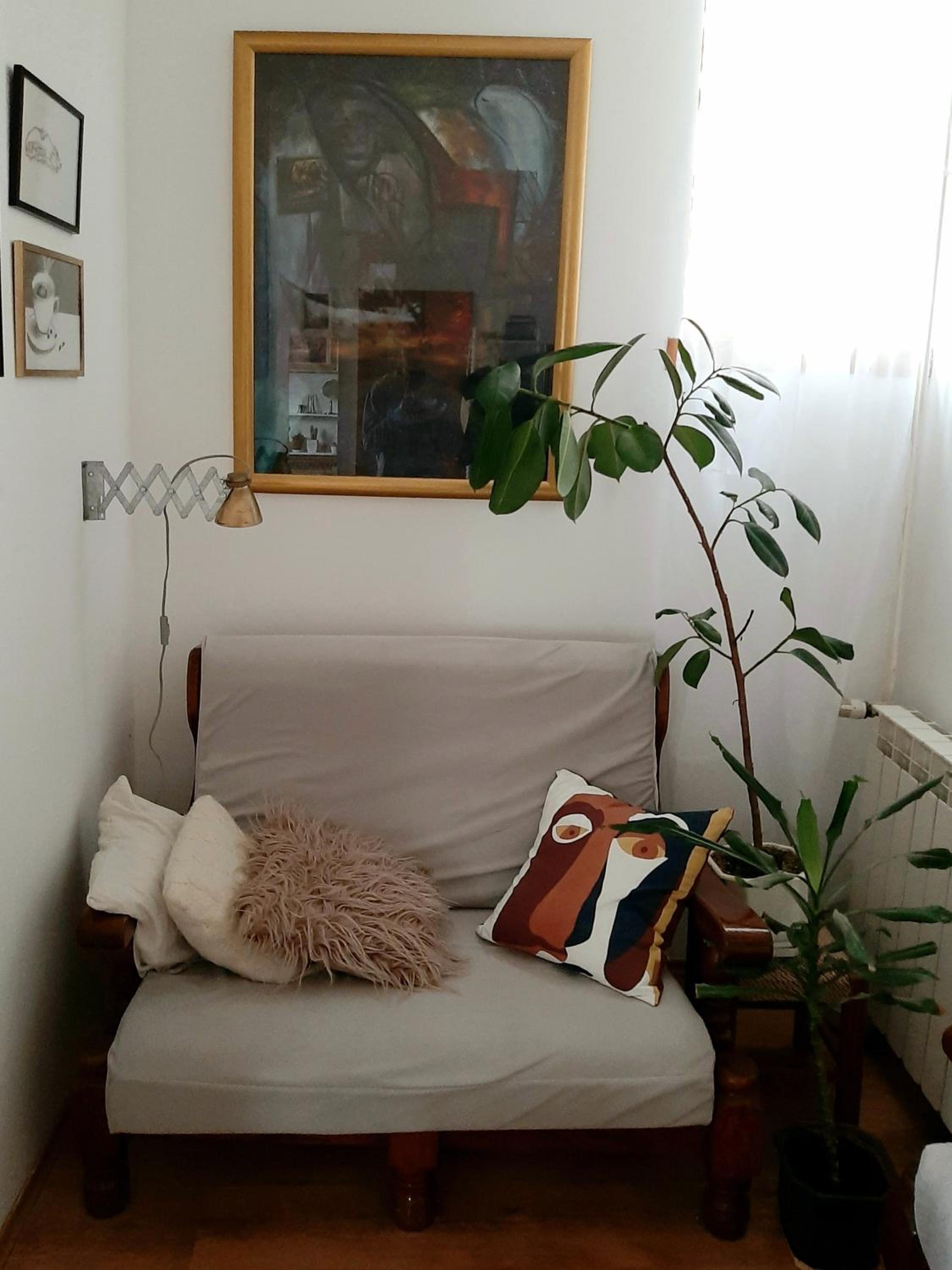 One-Bedroom Apartment photo 3