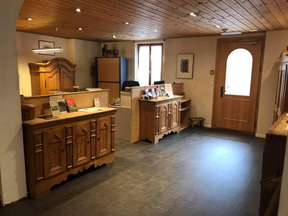 Standard Queen Room photo 2