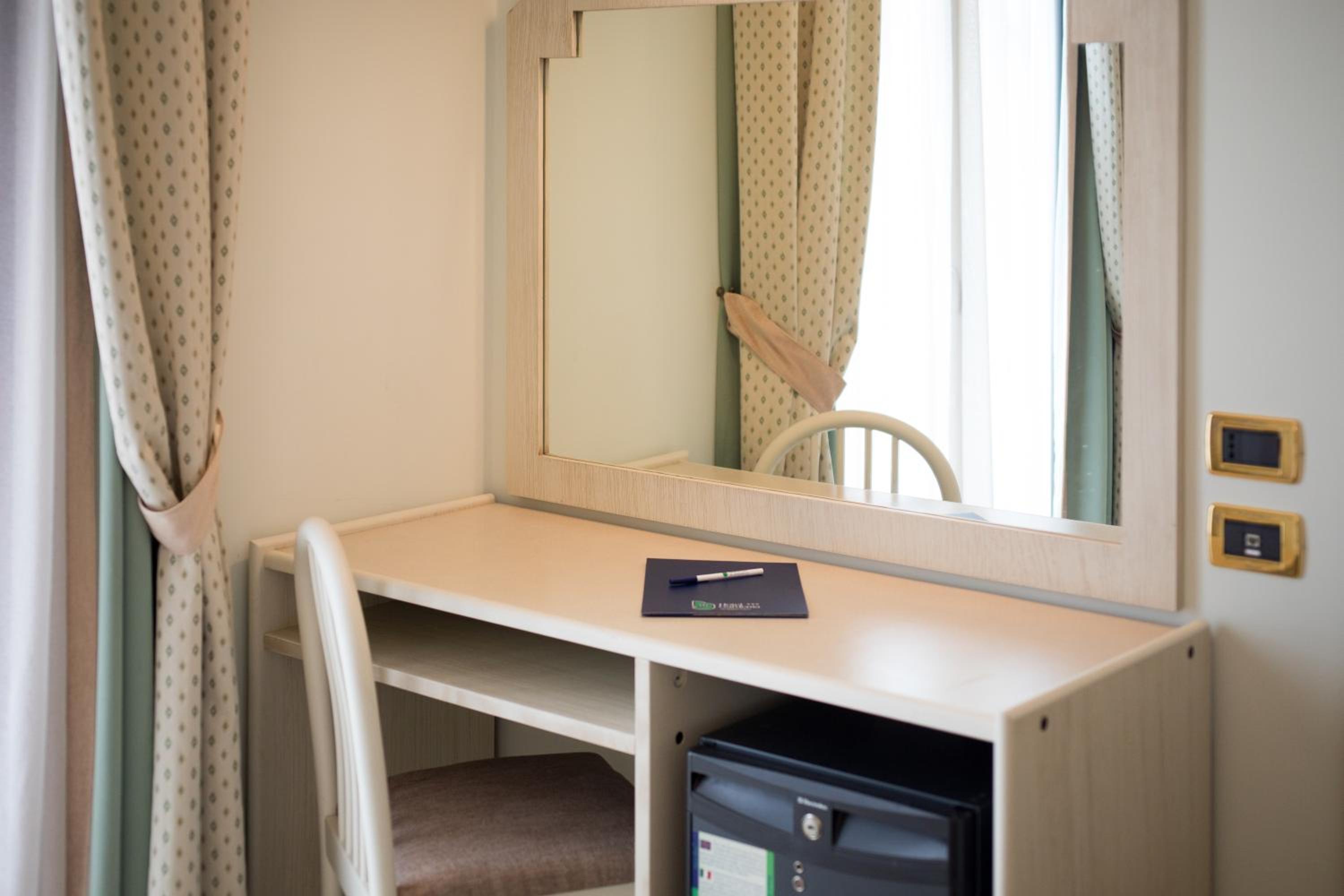 Classic Double Room - Photo 4