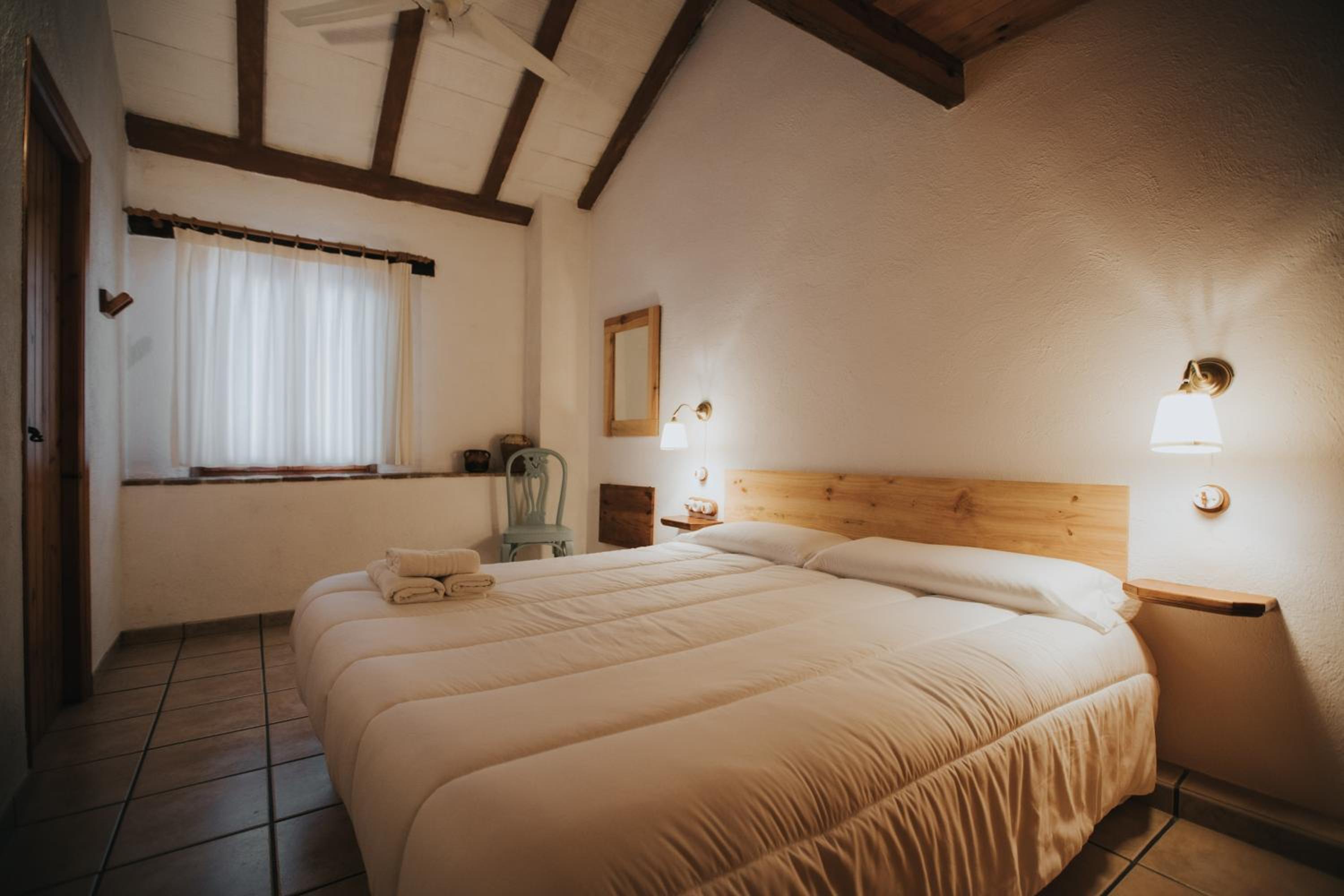 Habitación Doble con Baño Privado